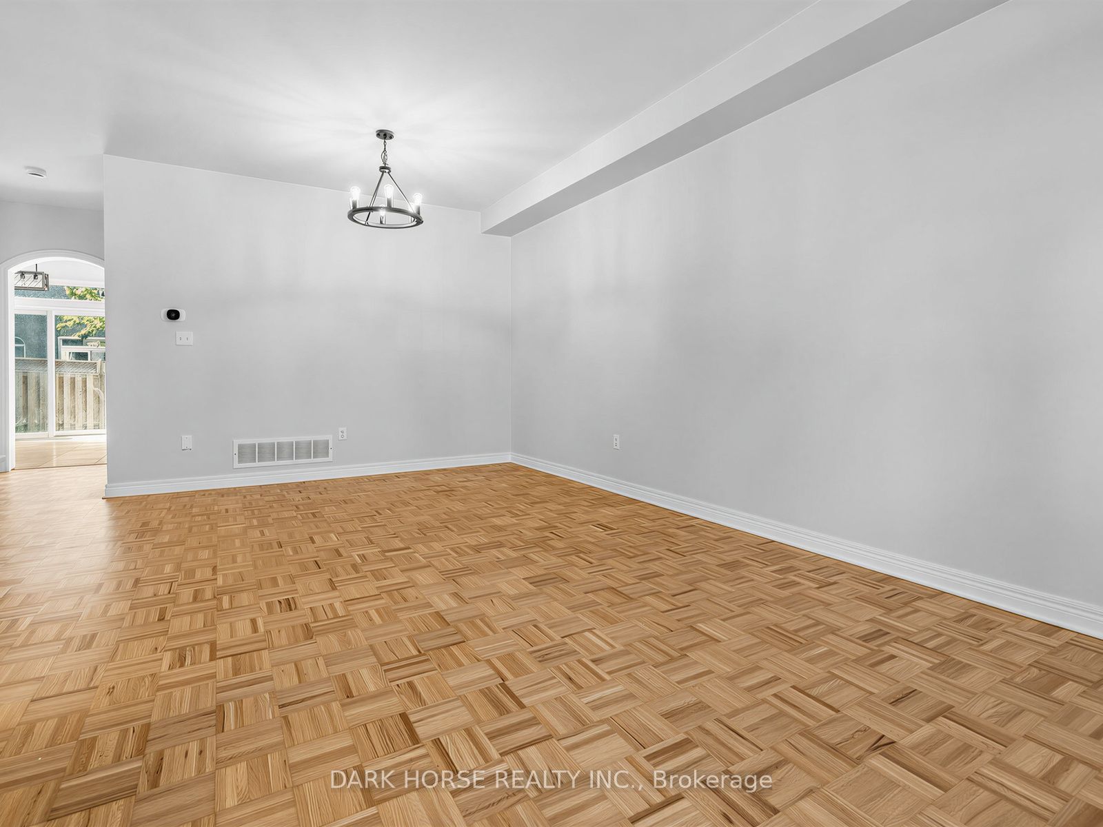 55 Redfinch Crescent Property Photo 8