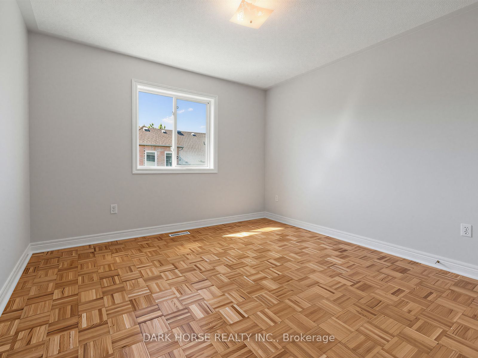 55 Redfinch Crescent Property Photo 27