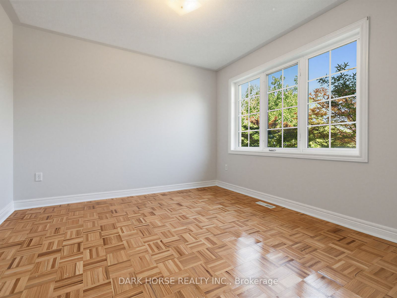 55 Redfinch Crescent Property Photo 31
