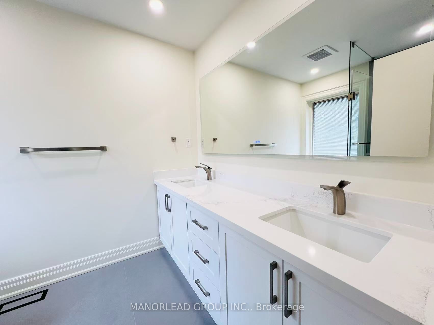 270 Greenbrooke Drive Property Photo 31