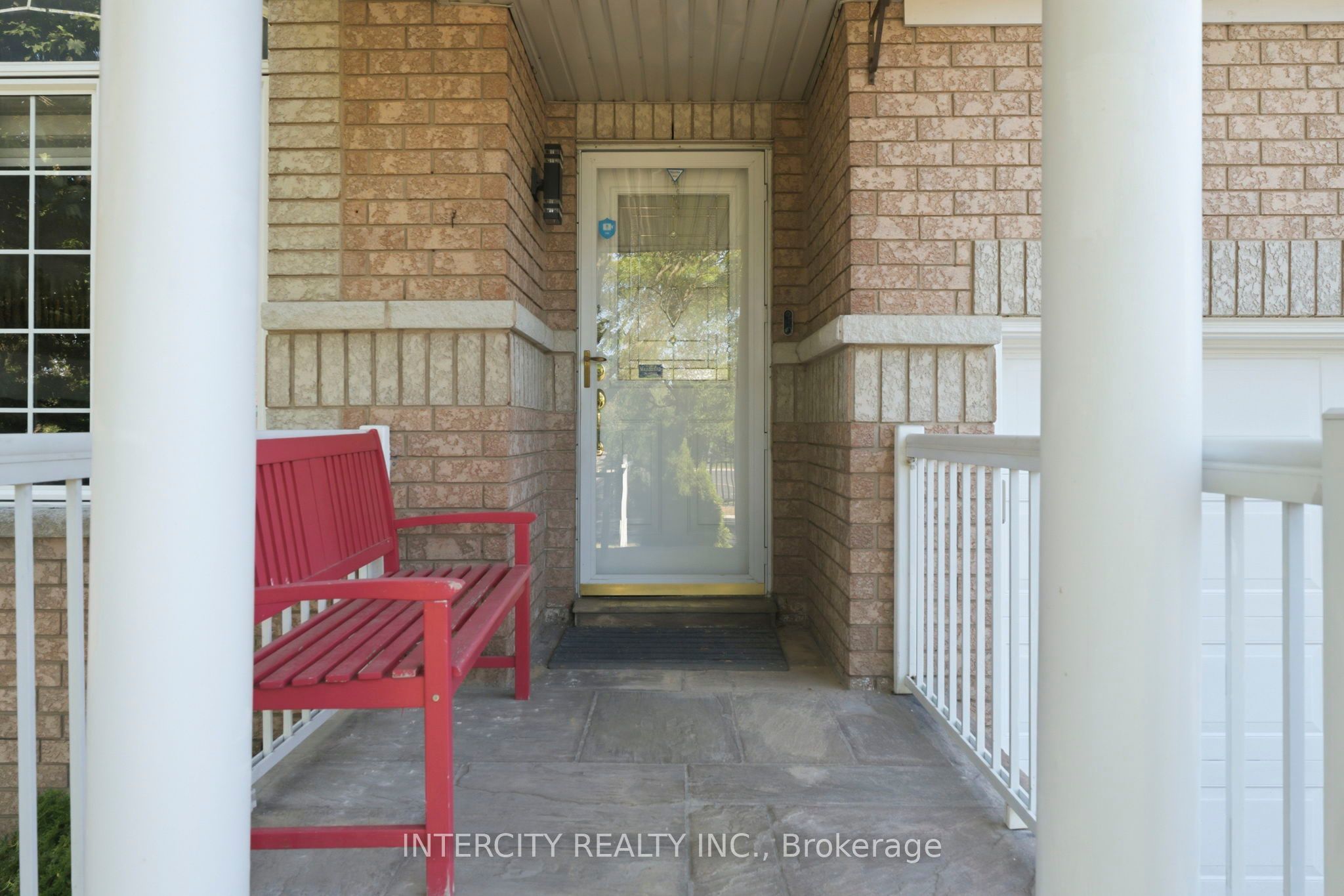 93 Chalone Crescent Property Photo 4