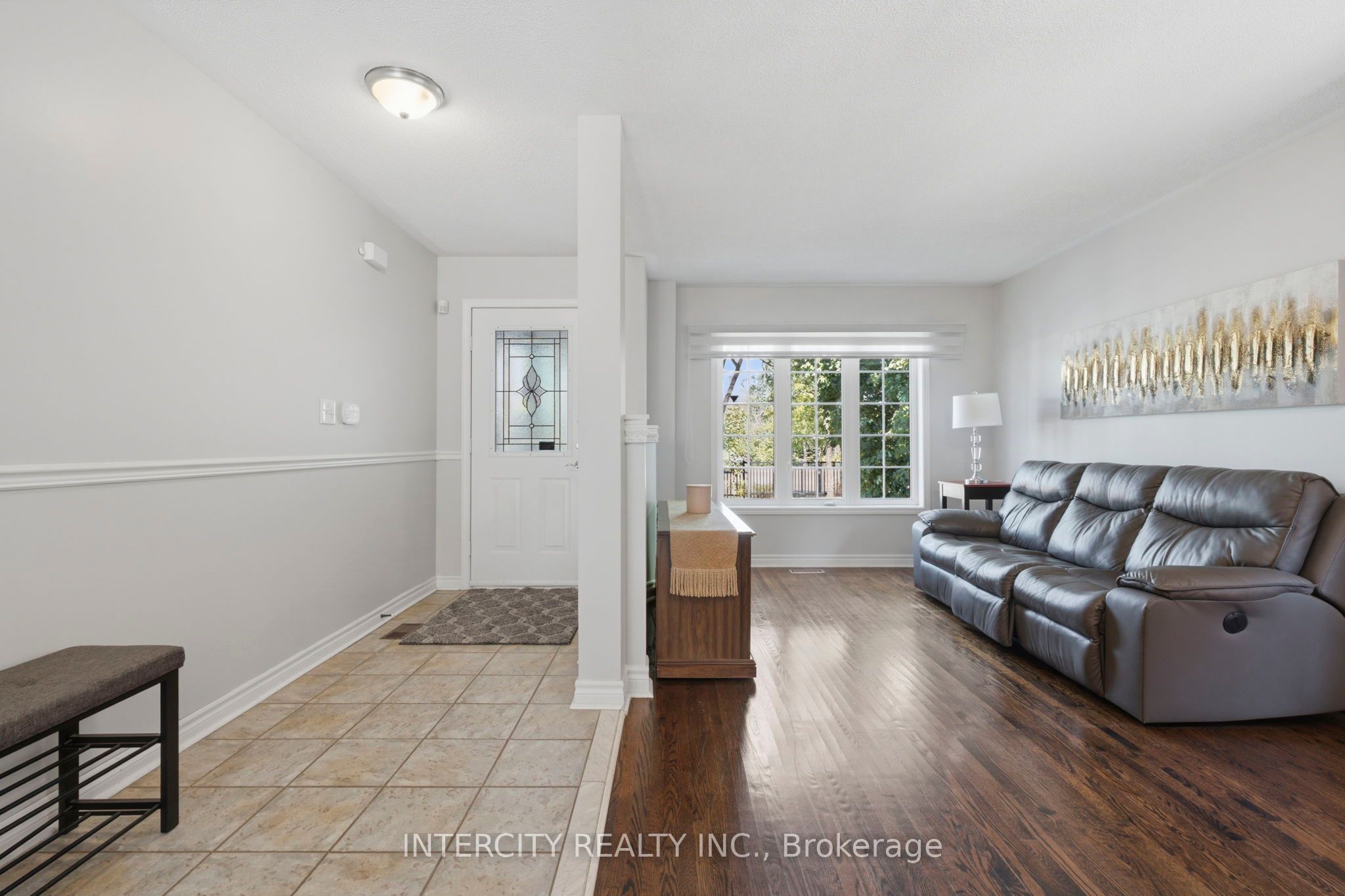 93 Chalone Crescent Property Photo 7