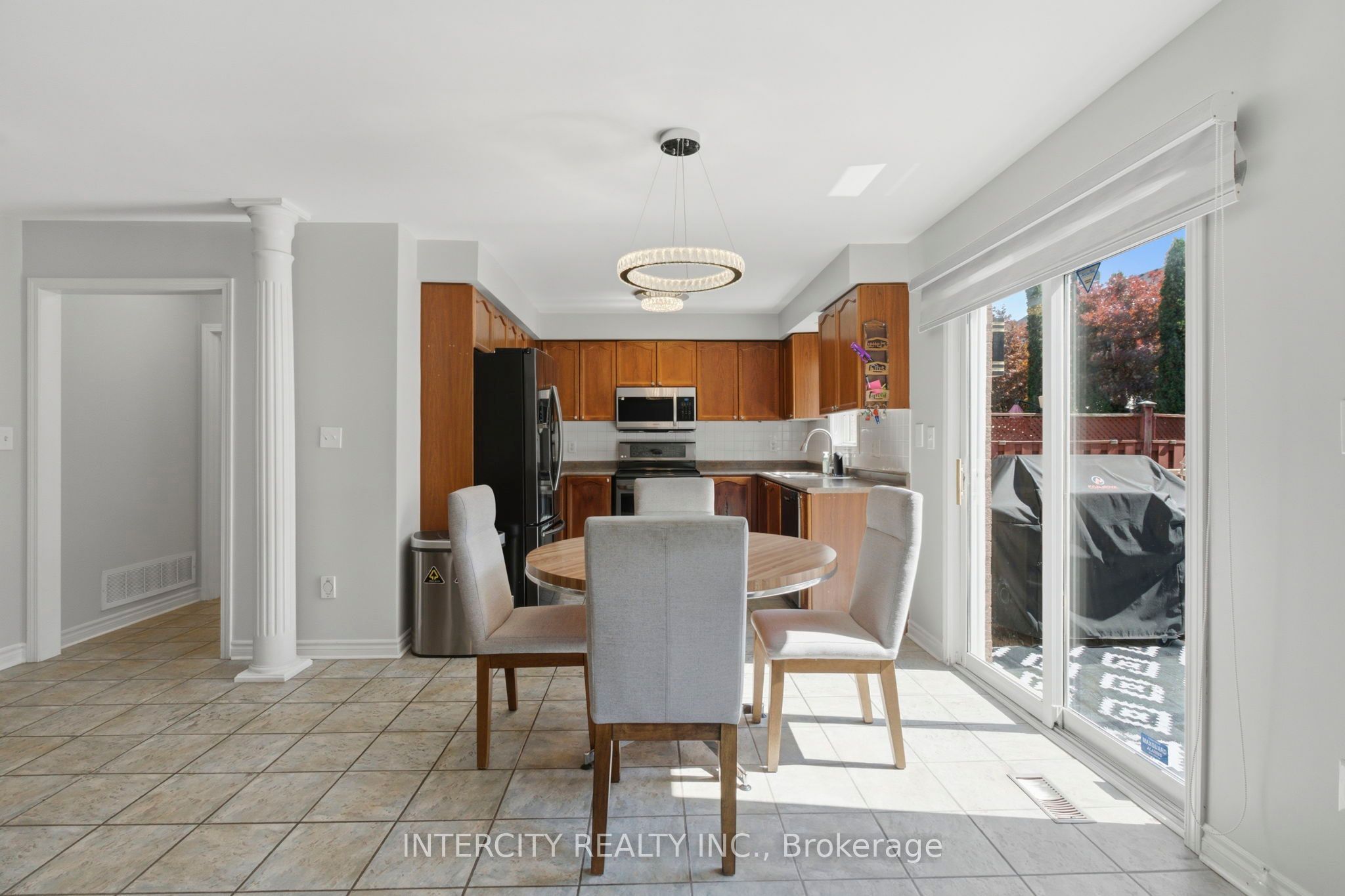 93 Chalone Crescent Property Photo 17