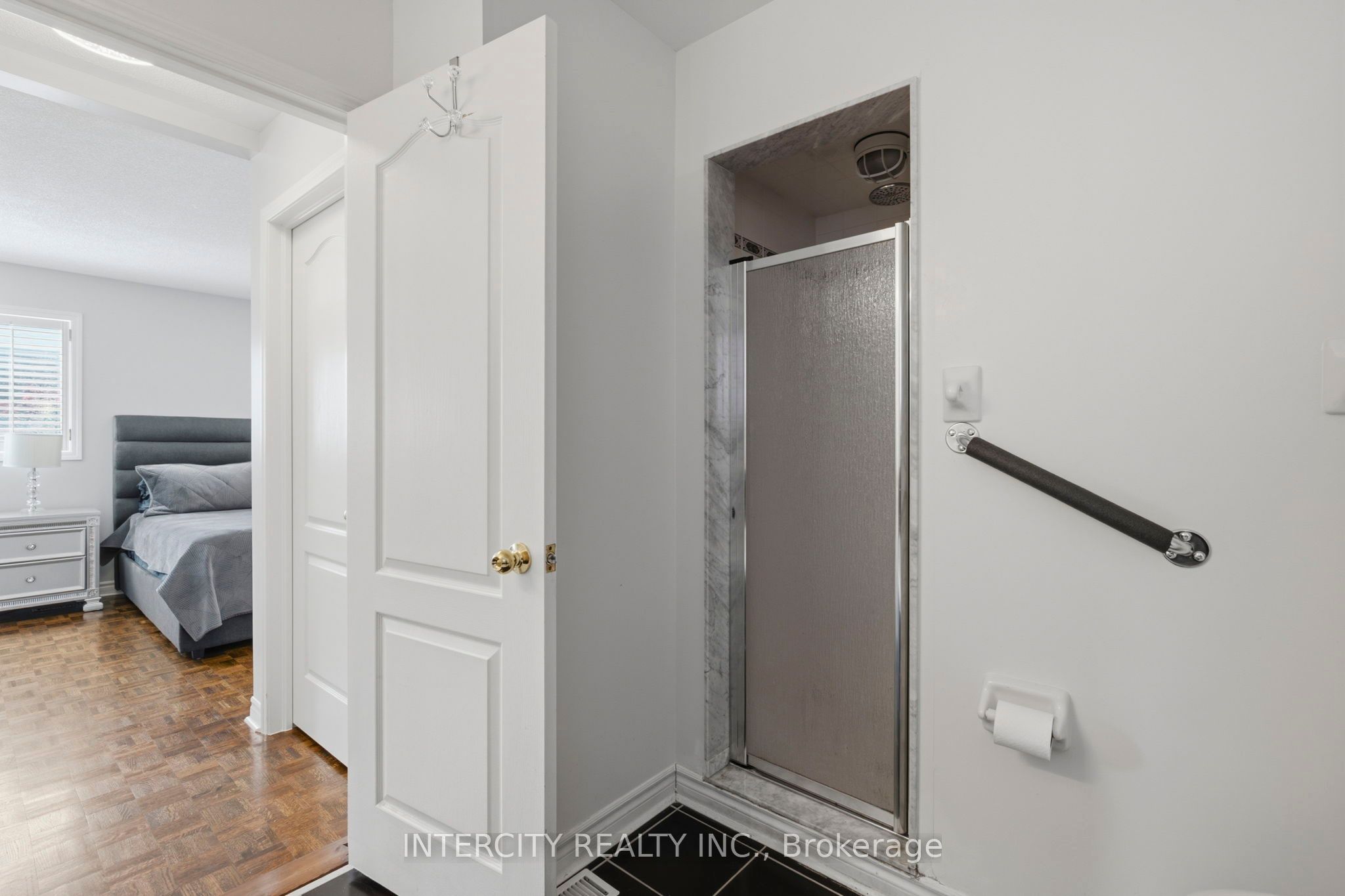 93 Chalone Crescent Property Photo 23