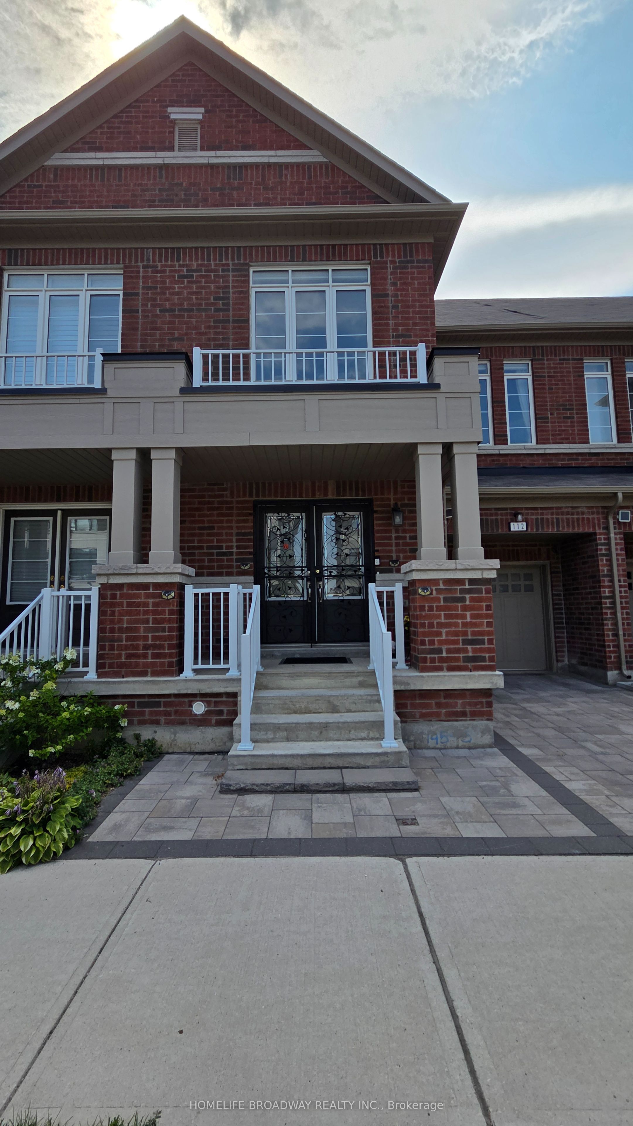 112 Ness Drive Property Photo 2