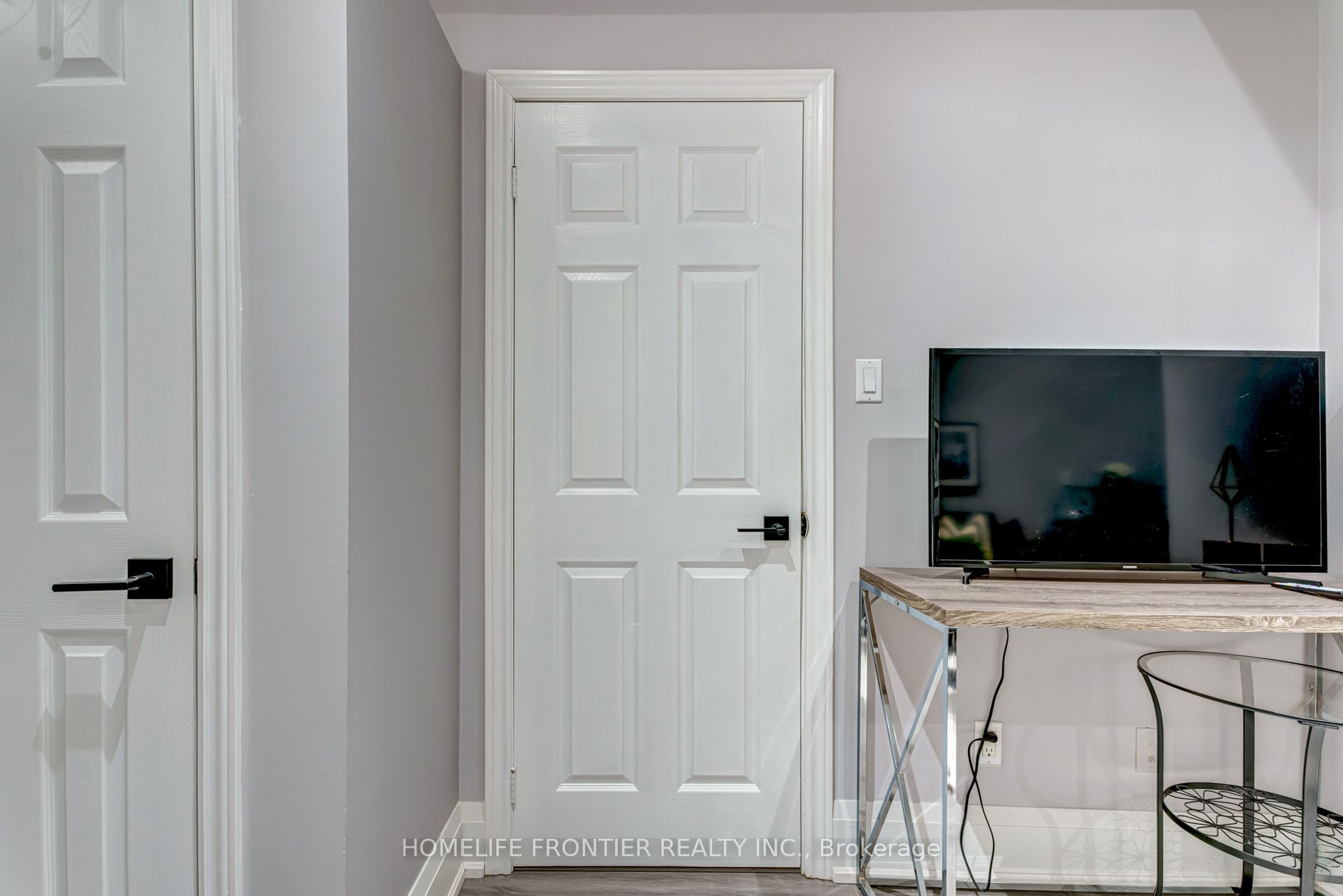 6 Dalmeny Road Lower Property Photo 7