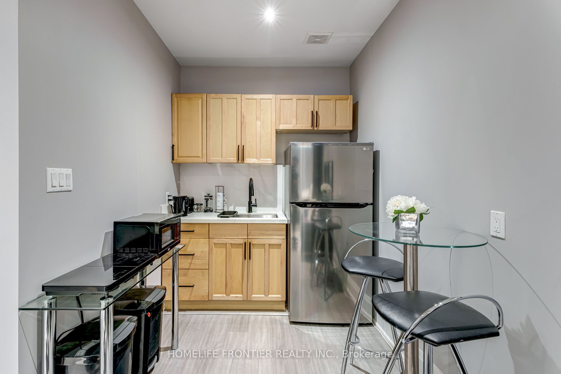 6 Dalmeny Road Lower Property Photo 18