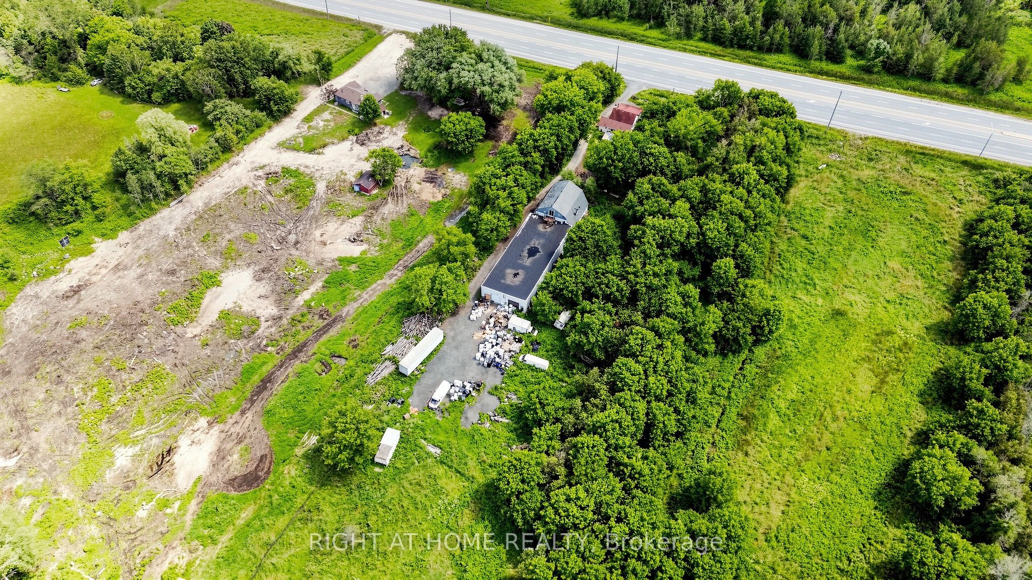2884 County Rd 89 Property Photo 4
