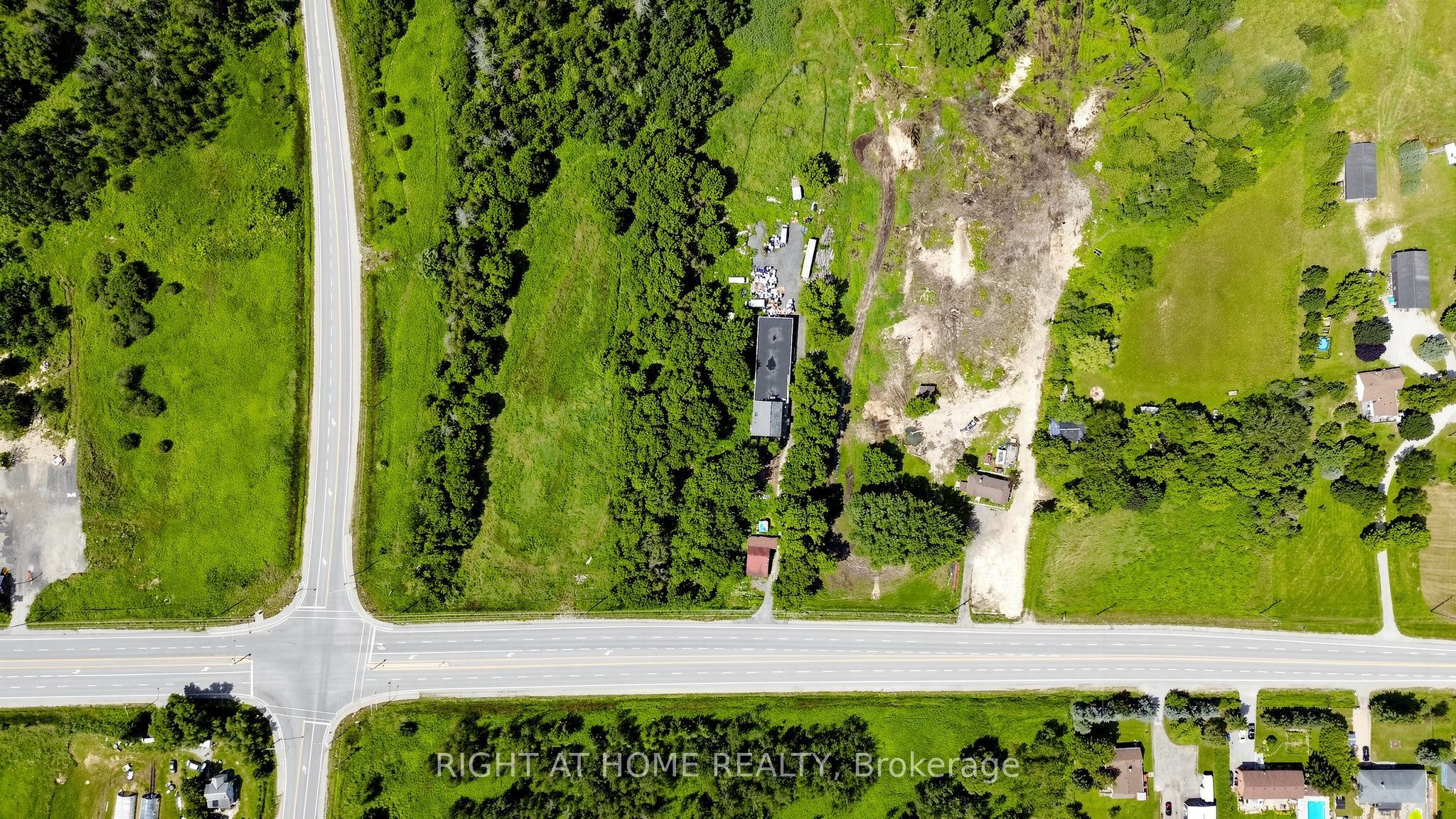 2884 County Rd 89 Property Photo 6