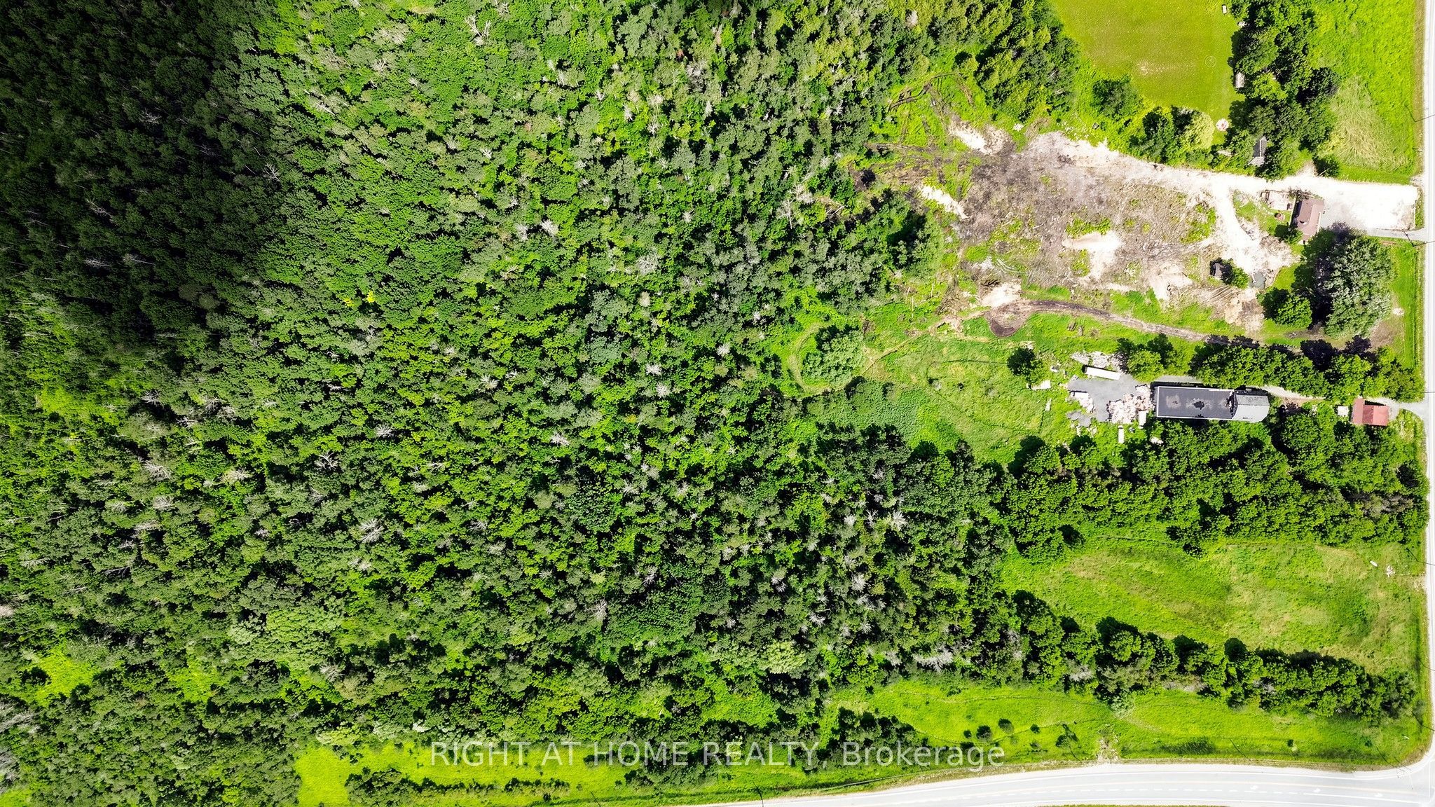 2884 County Rd 89 Property Photo 11
