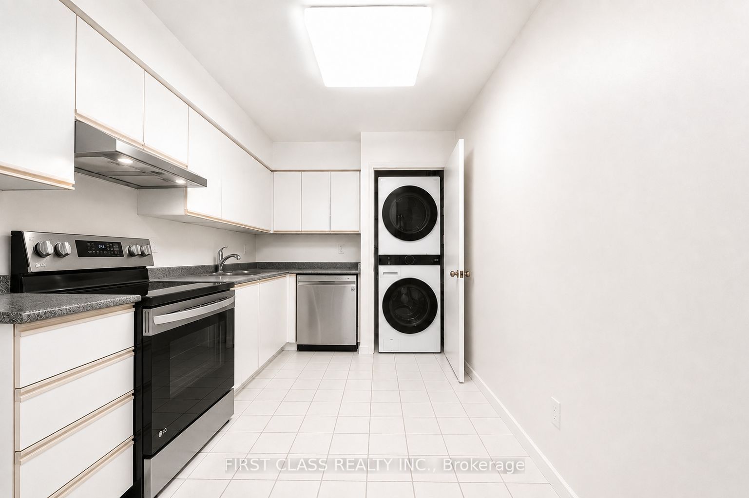 91 Townsgate Drive 106 Property Photo 7