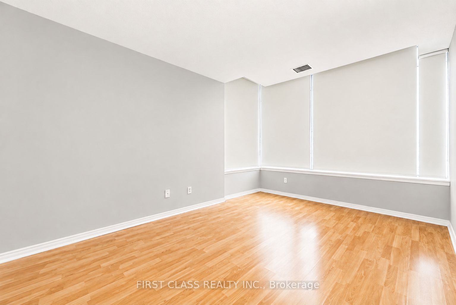 91 Townsgate Drive 106 Property Photo 15