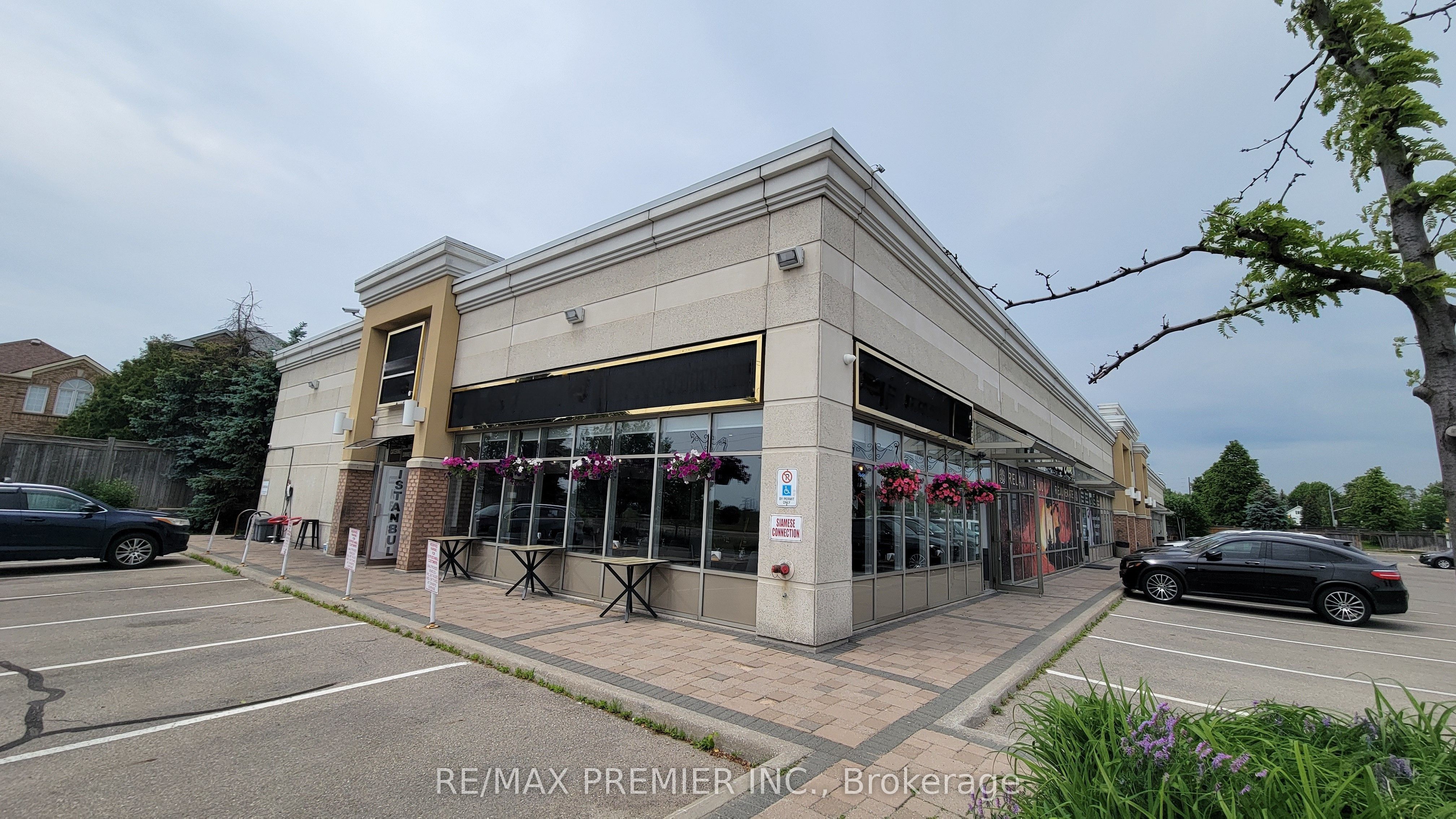 1200 Highway 7 1