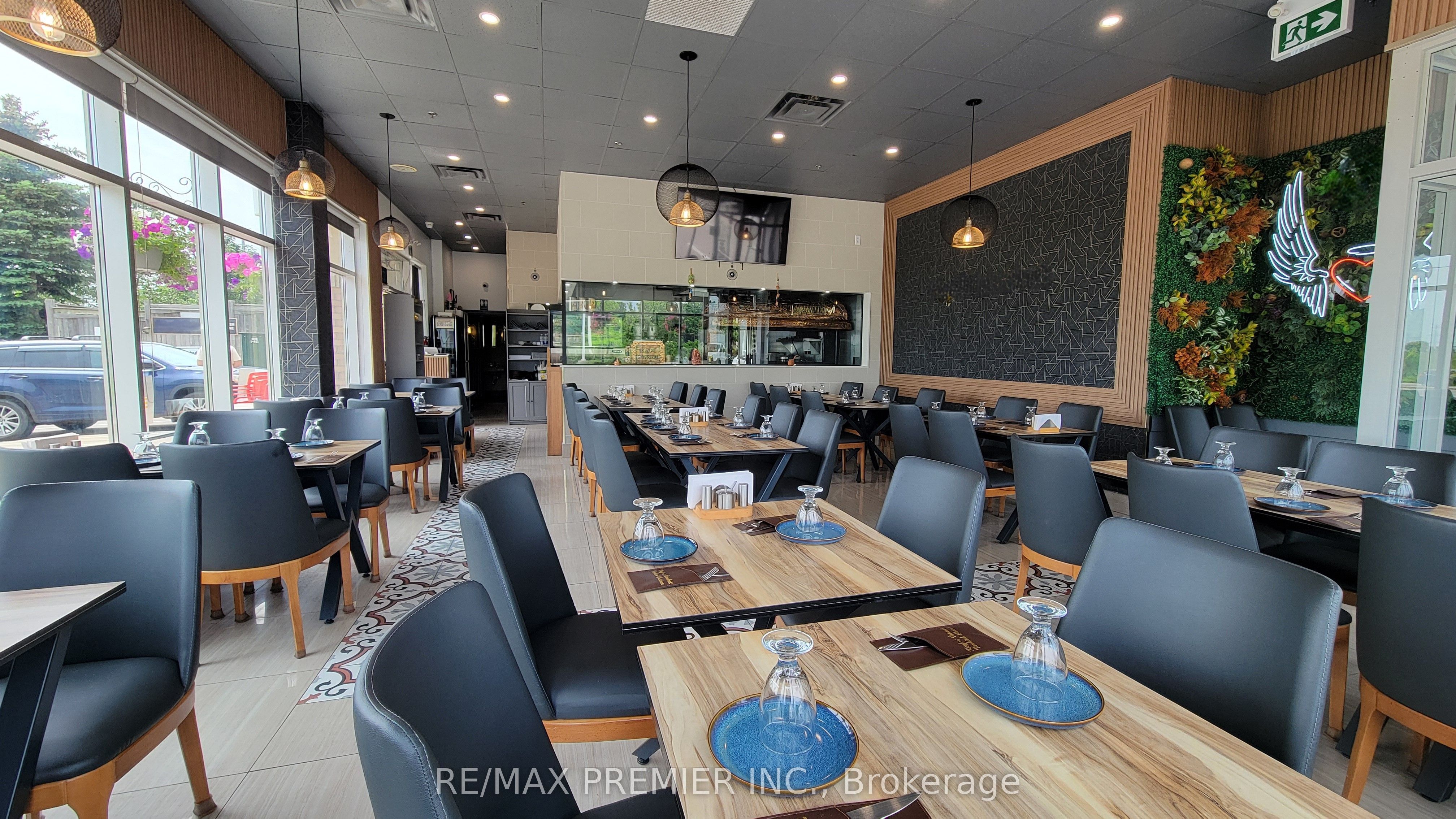 1200 Highway 7 1 Property Photo 8