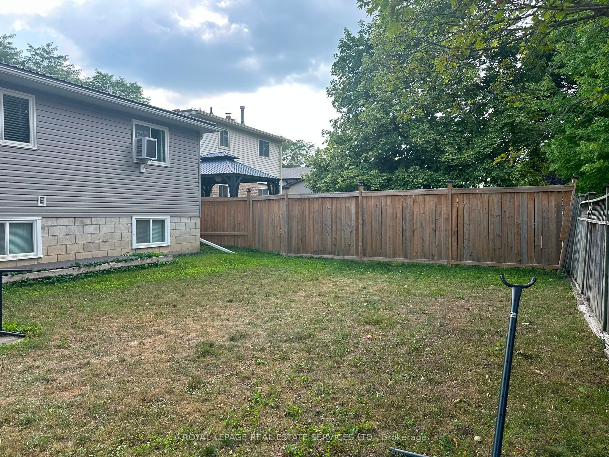 172 Queen Street Upper Property Photo 19
