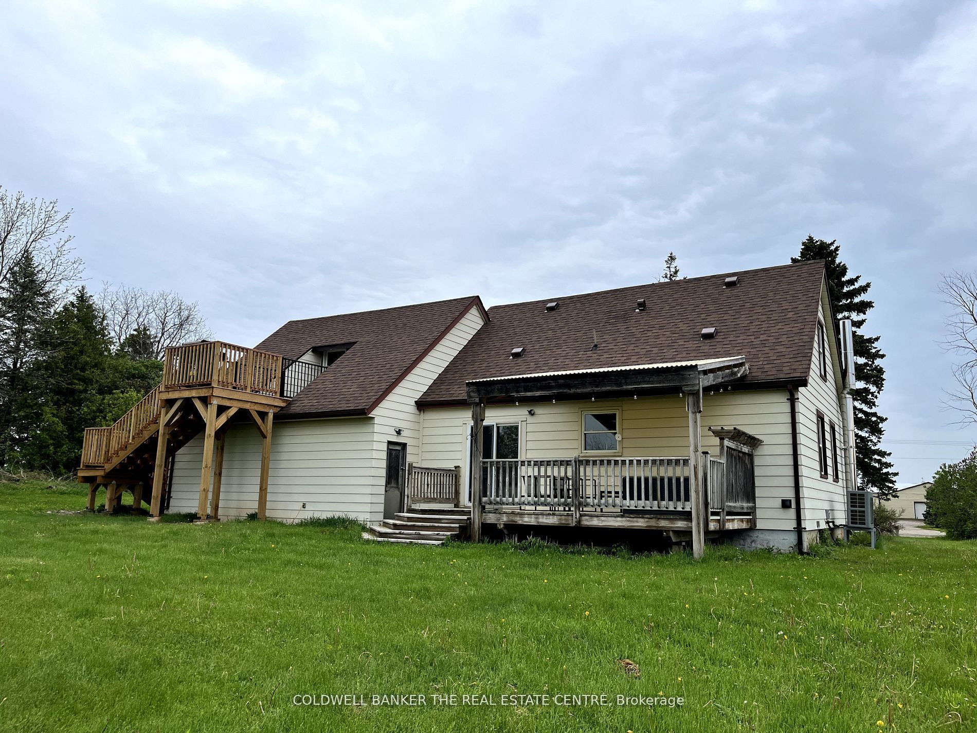 7122 County 27 Road Property Photo 5