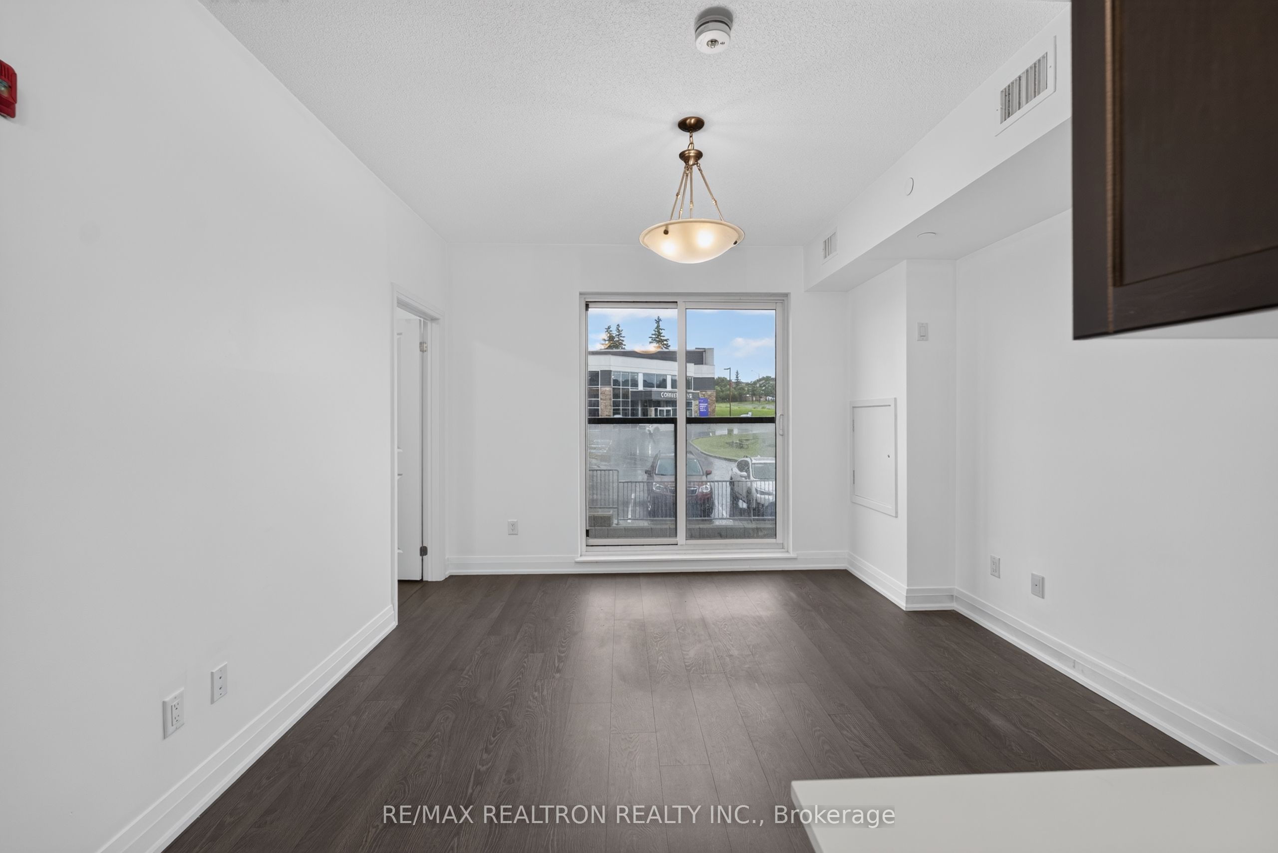 9700 Ninth Line 219 Property Photo 13