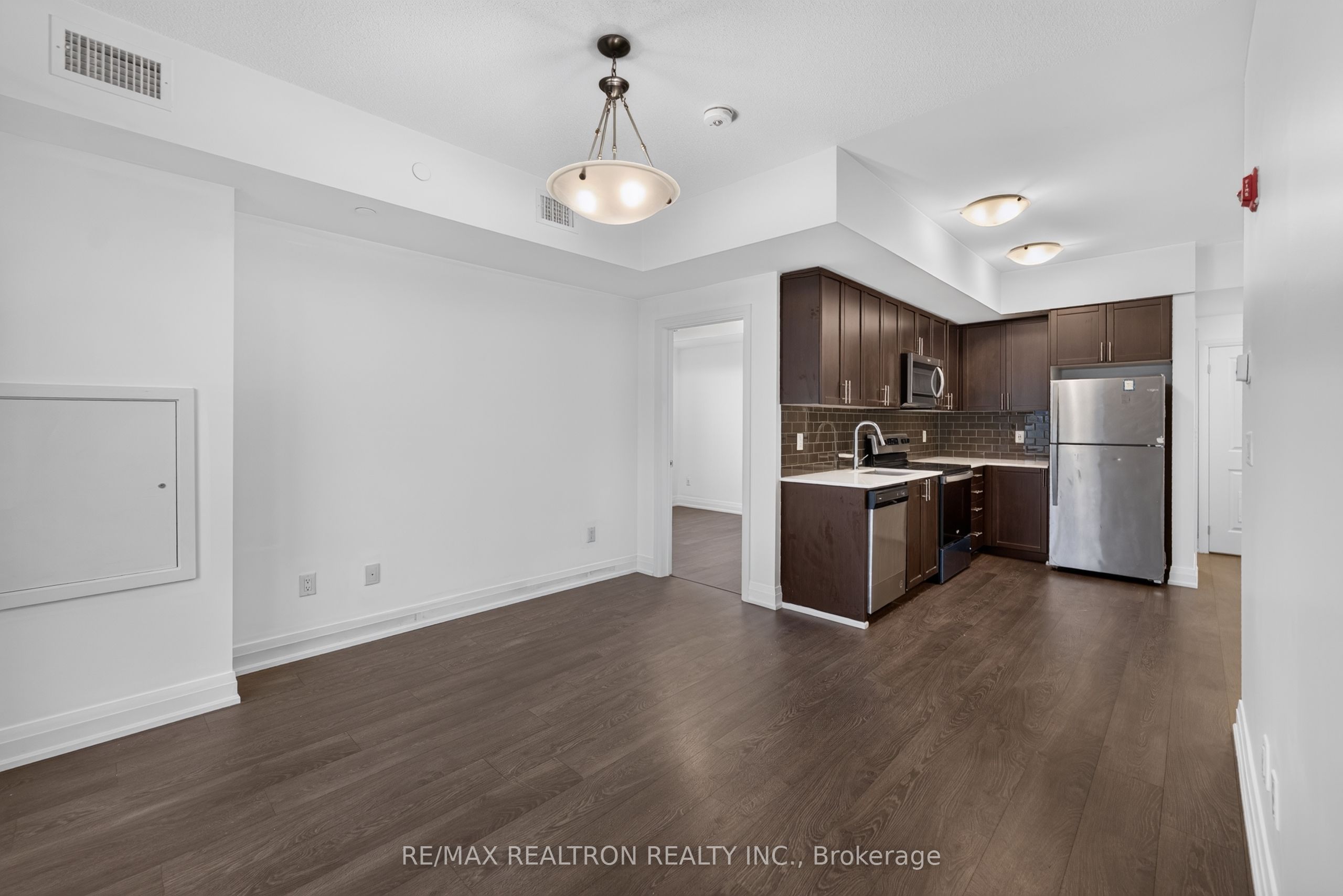 9700 Ninth Line 219 Property Photo 19