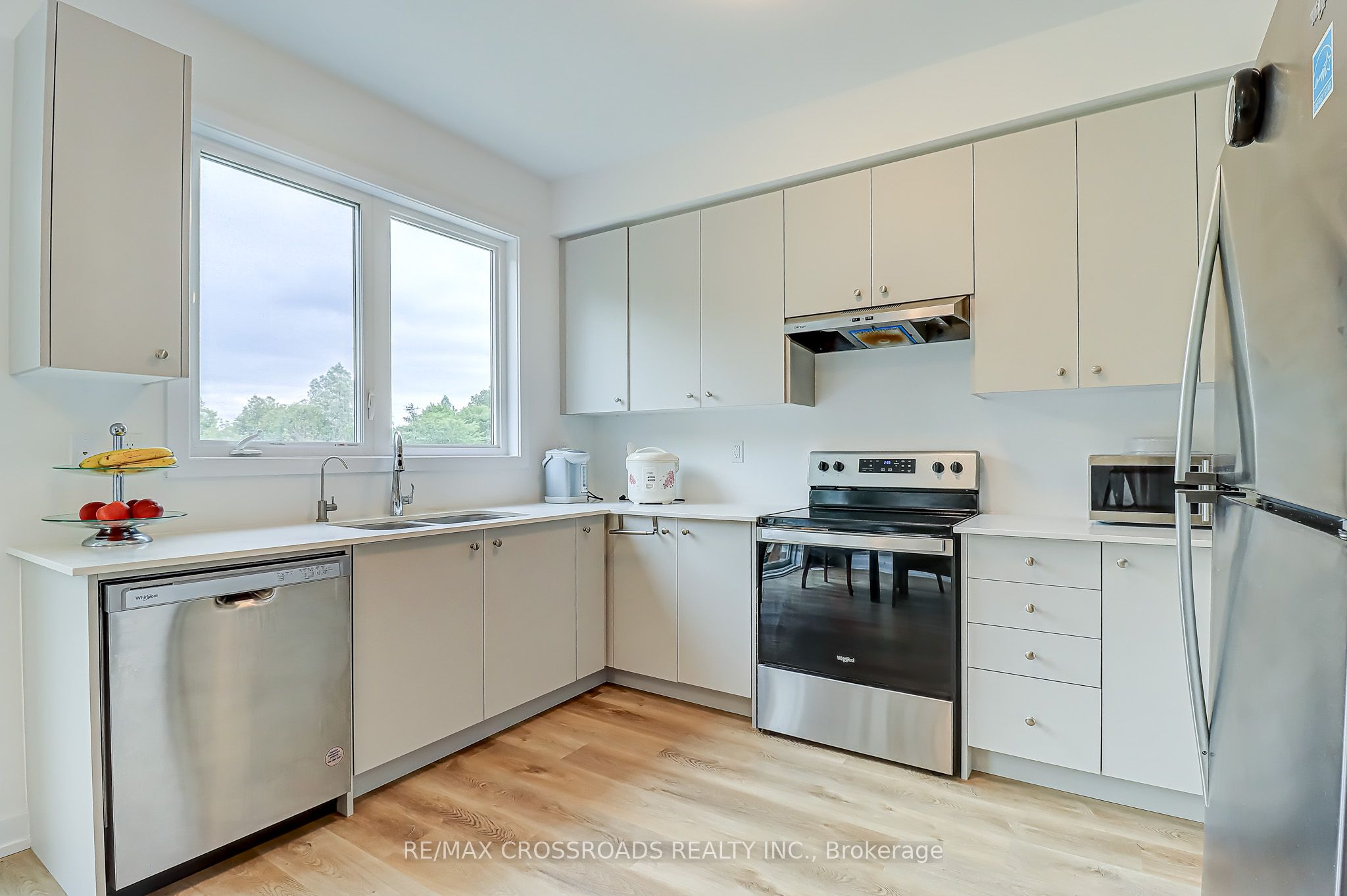 64 Lyall Stokes Circle Property Photo 7