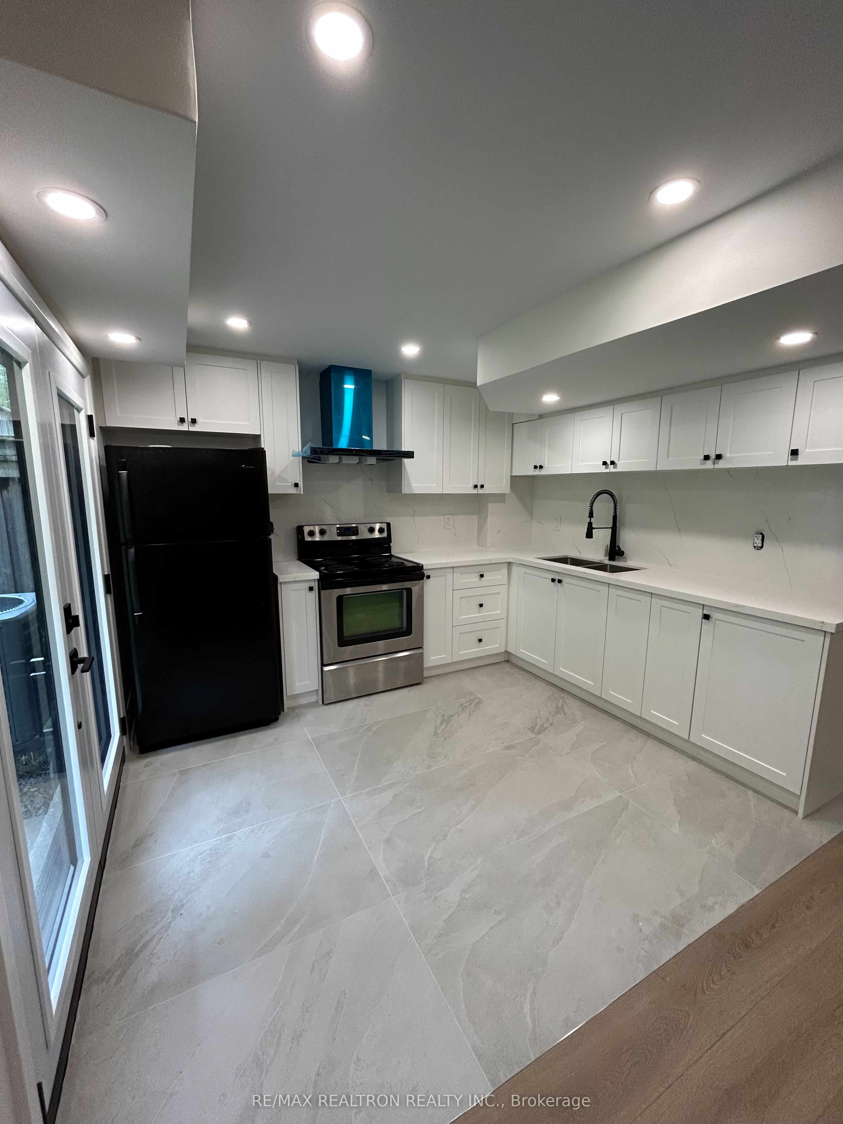 155 Smoothwater Terrace Property Photo 1