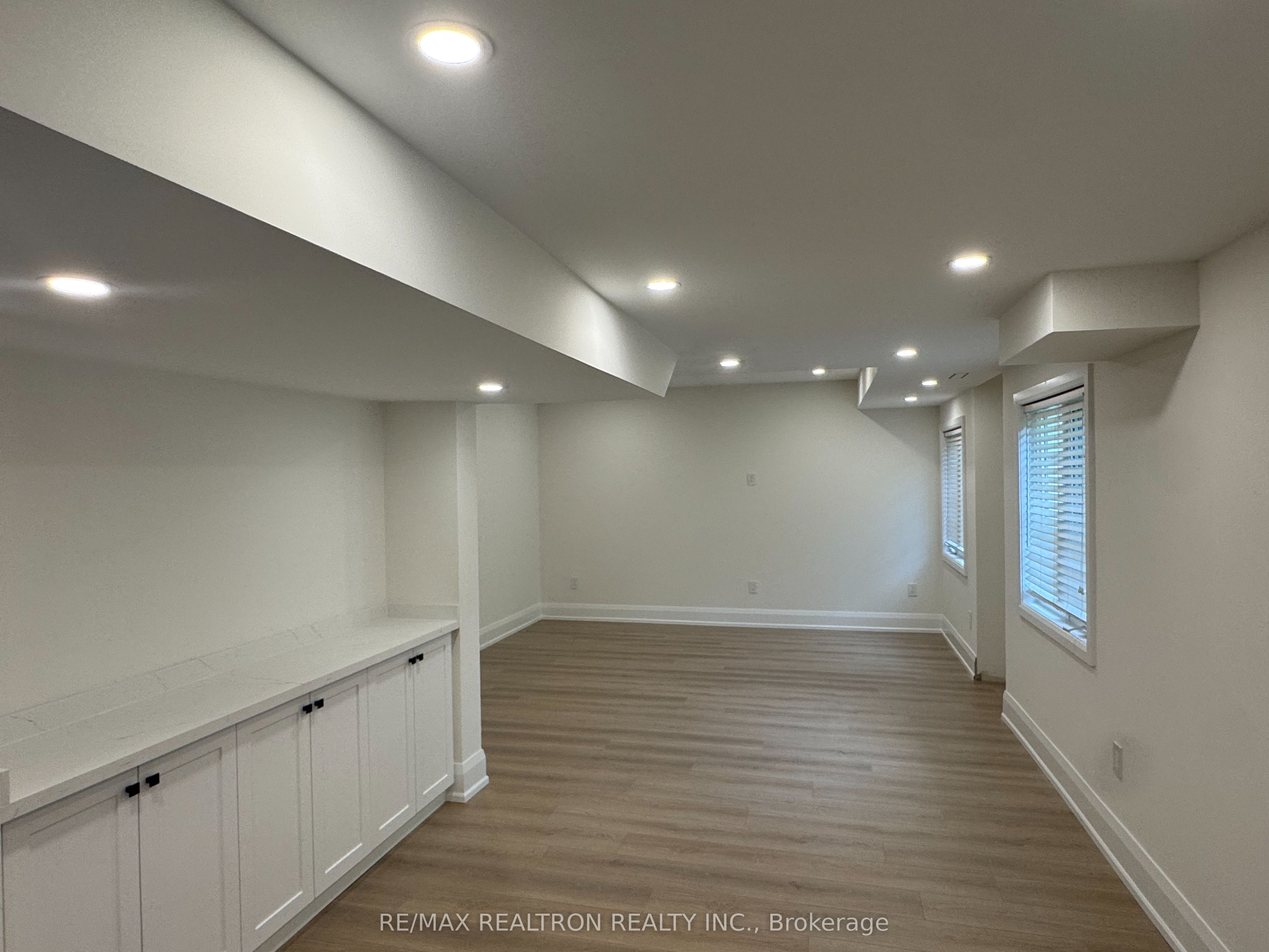 155 Smoothwater Terrace Property Photo 5