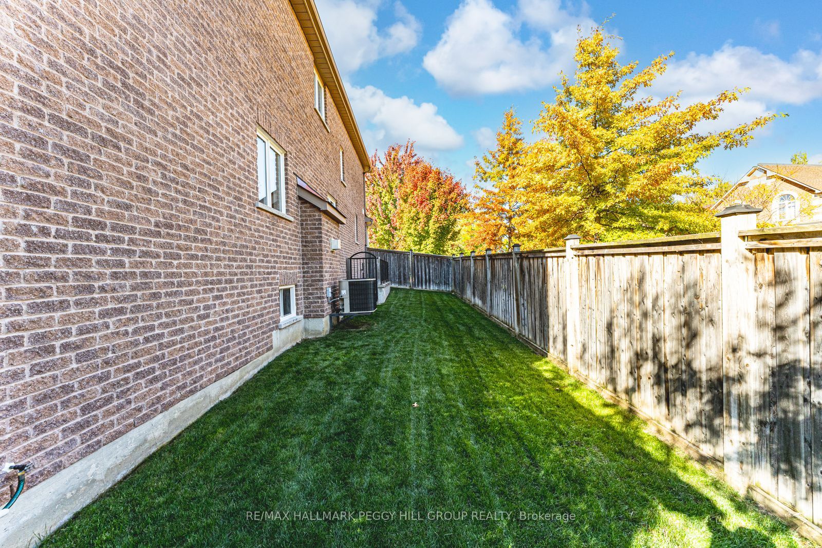 2070 Osbond Road Property Photo 23