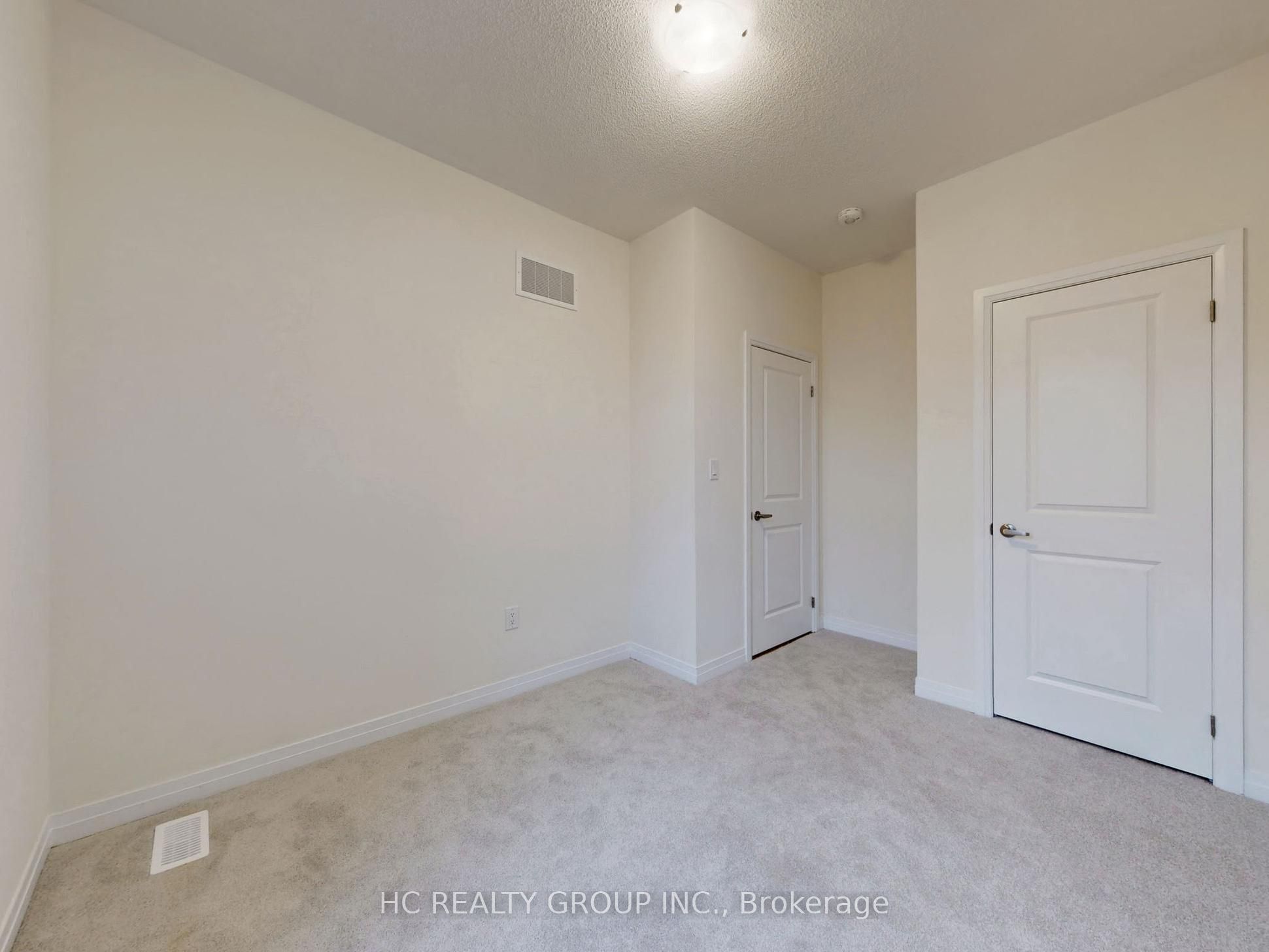 28 Millman Lane Property Photo 6