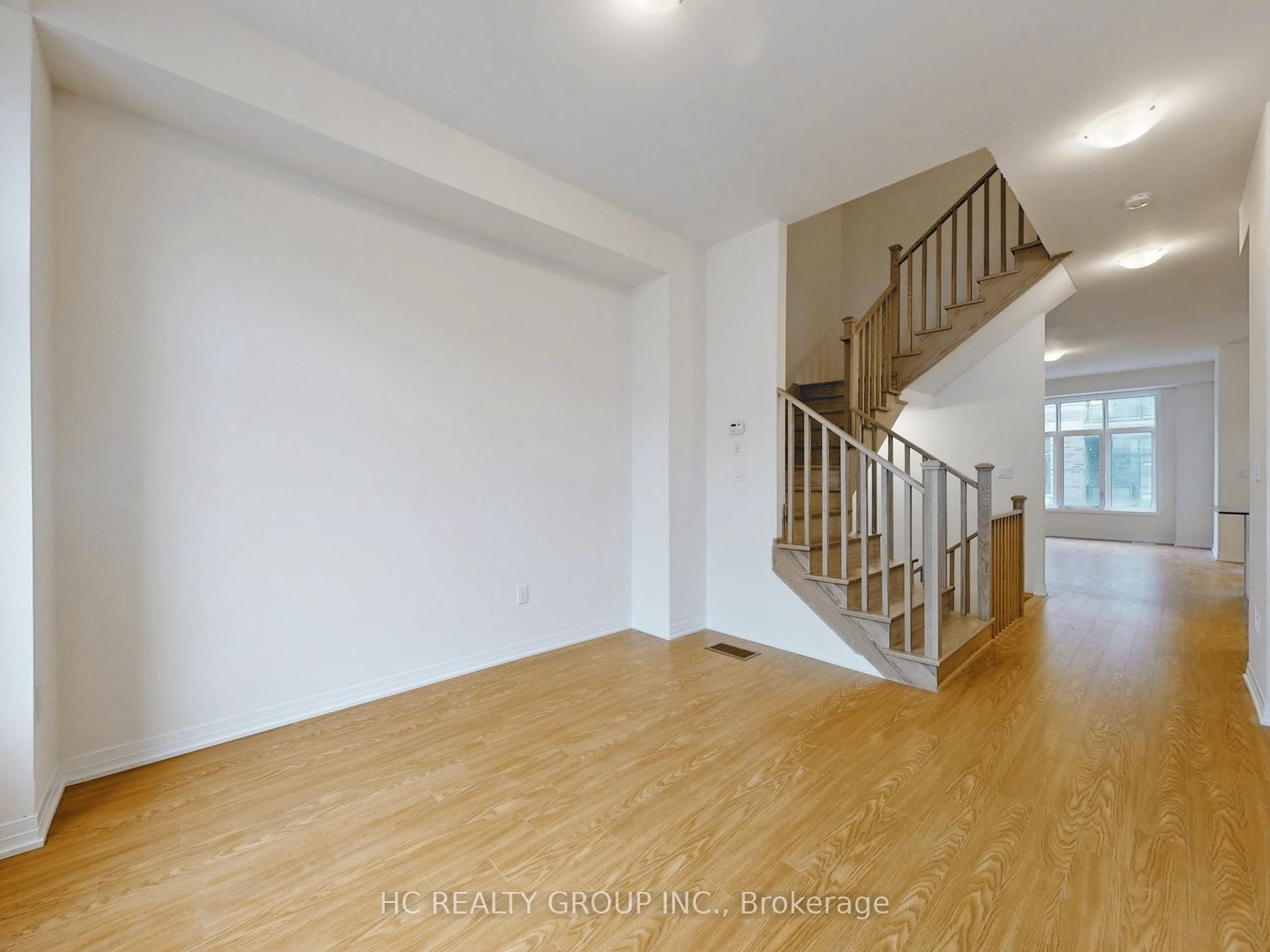 28 Millman Lane Property Photo 9