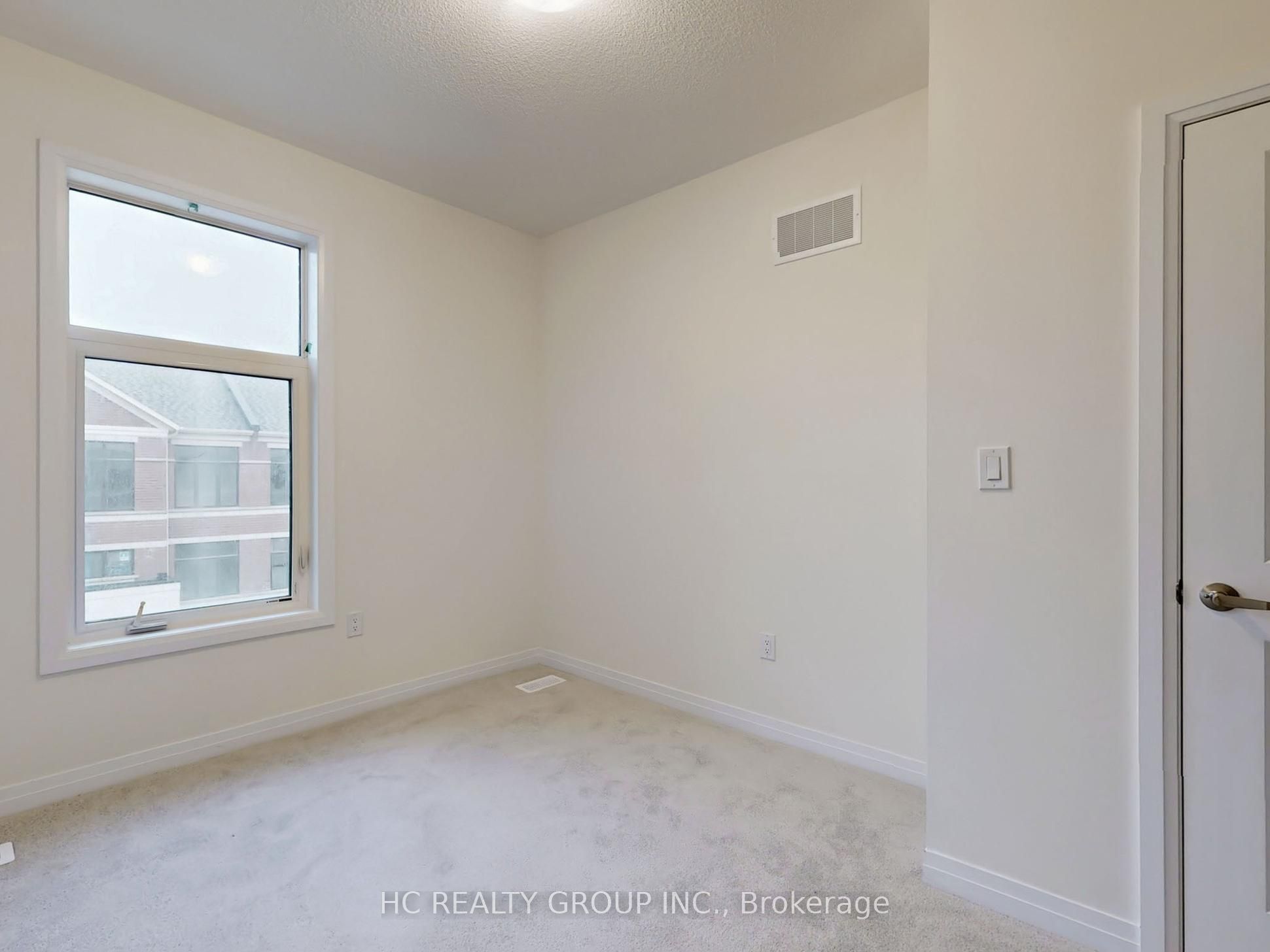 28 Millman Lane Property Photo 25