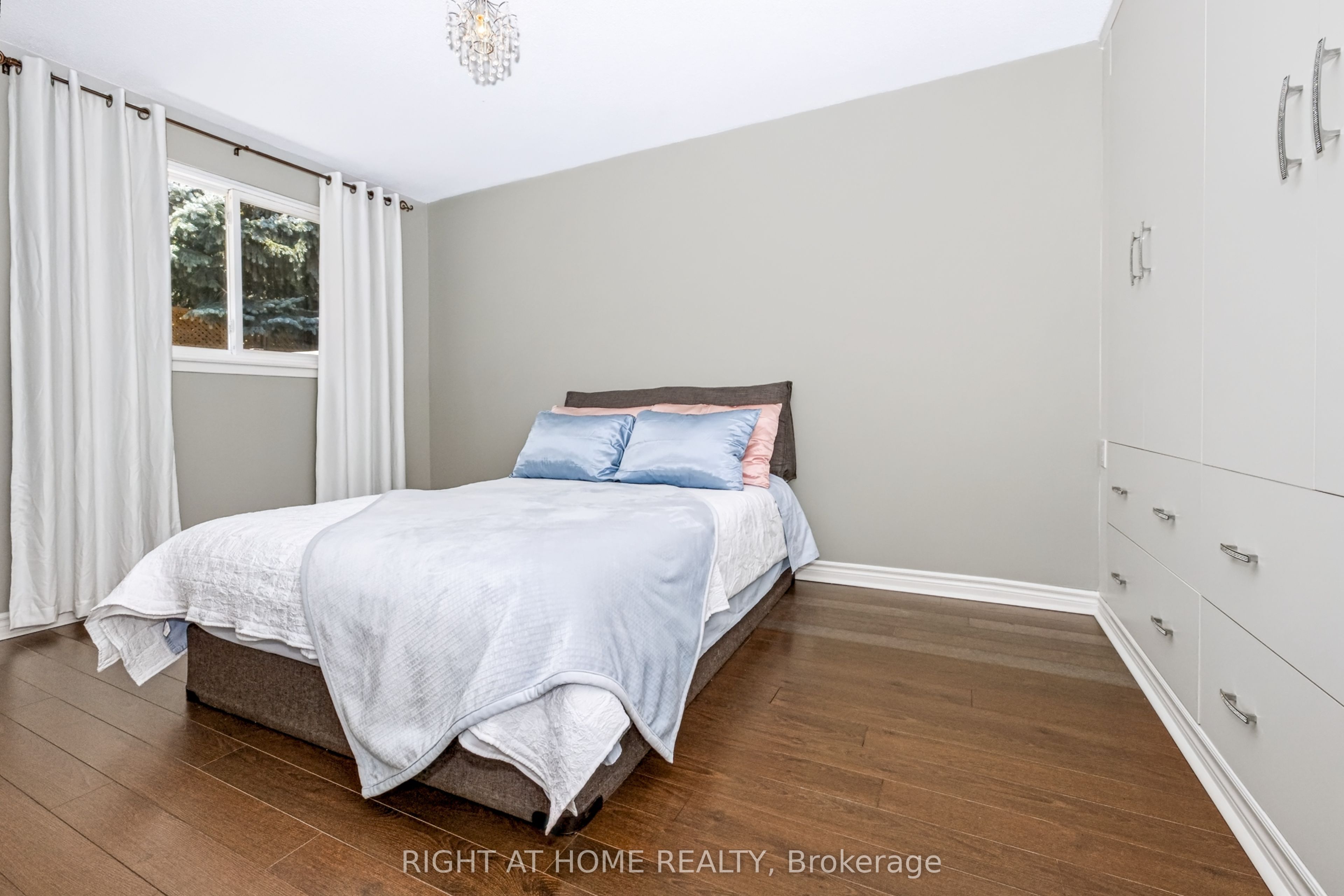 229 Britannia Avenue Property Photo 14