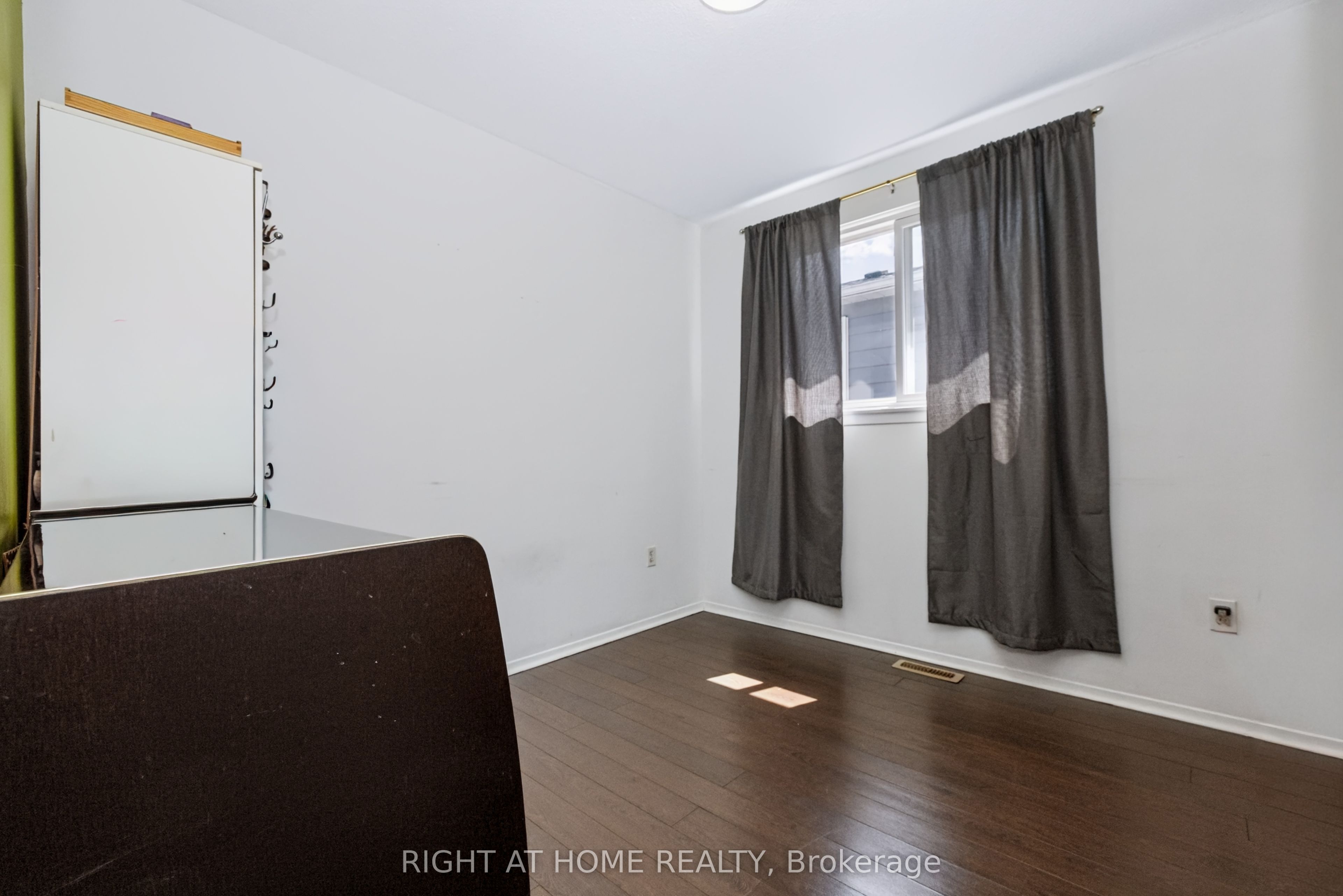 229 Britannia Avenue Property Photo 16