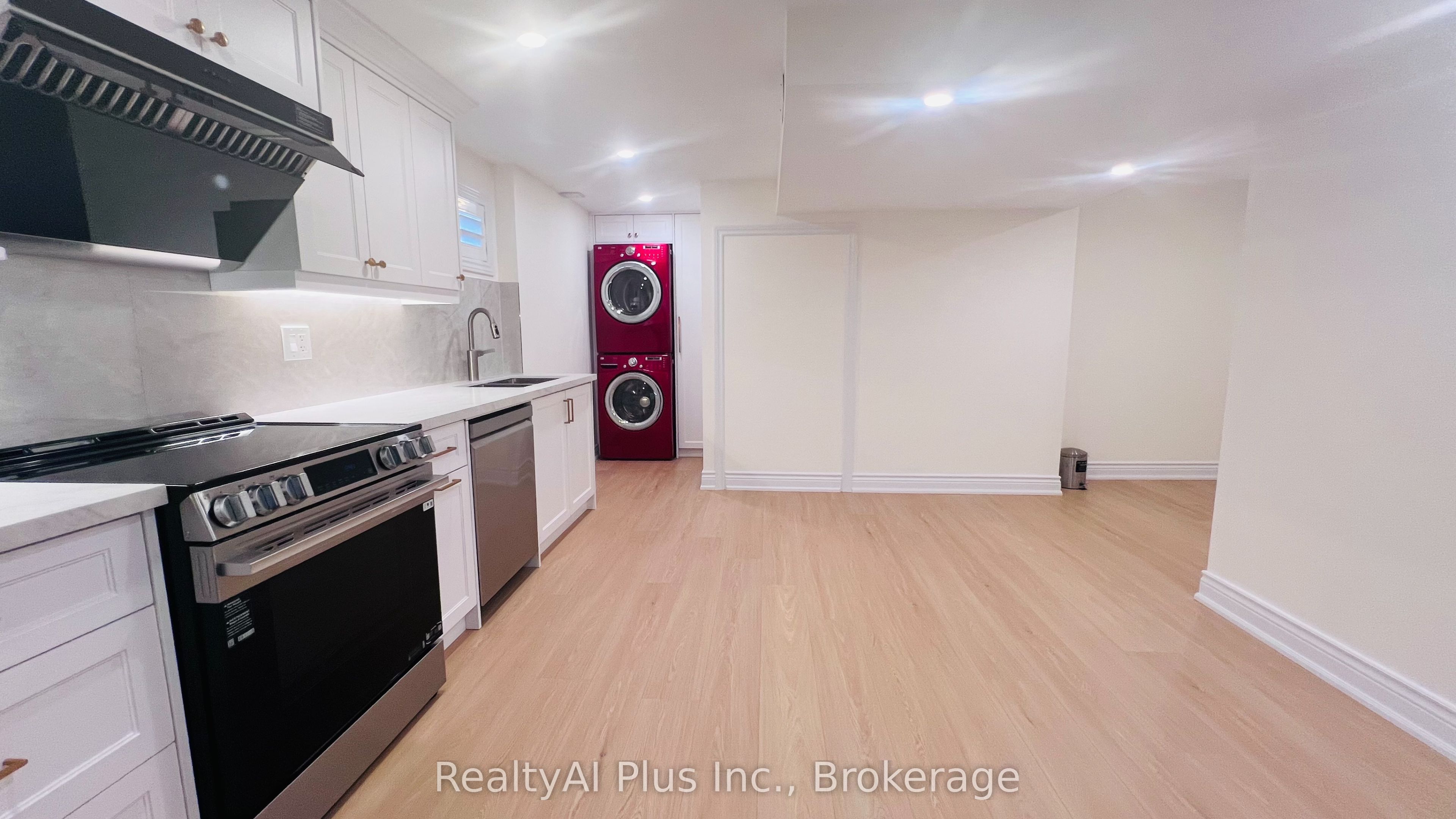 37 Bowhill Drive Walk-out Basement Property Photo 8