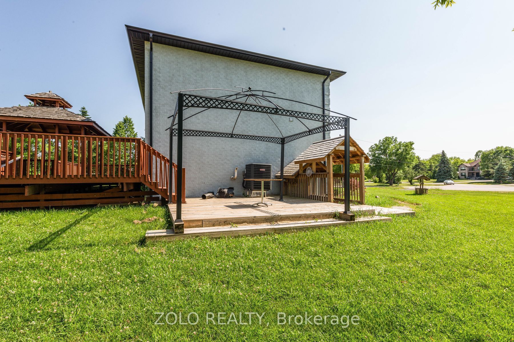 45 Hilda Road Property Photo 7