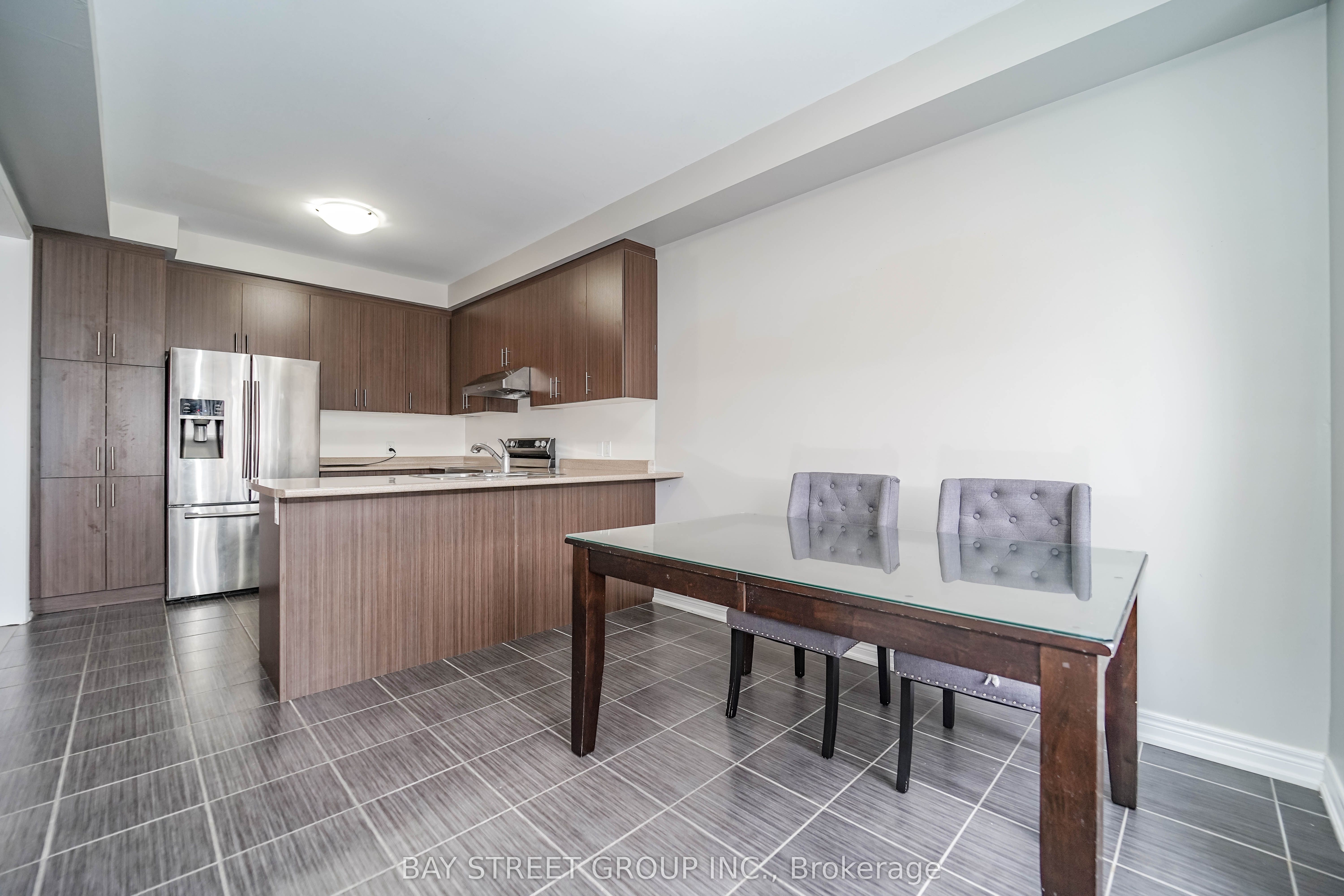 7 Gordon Landon Drive Property Photo 19