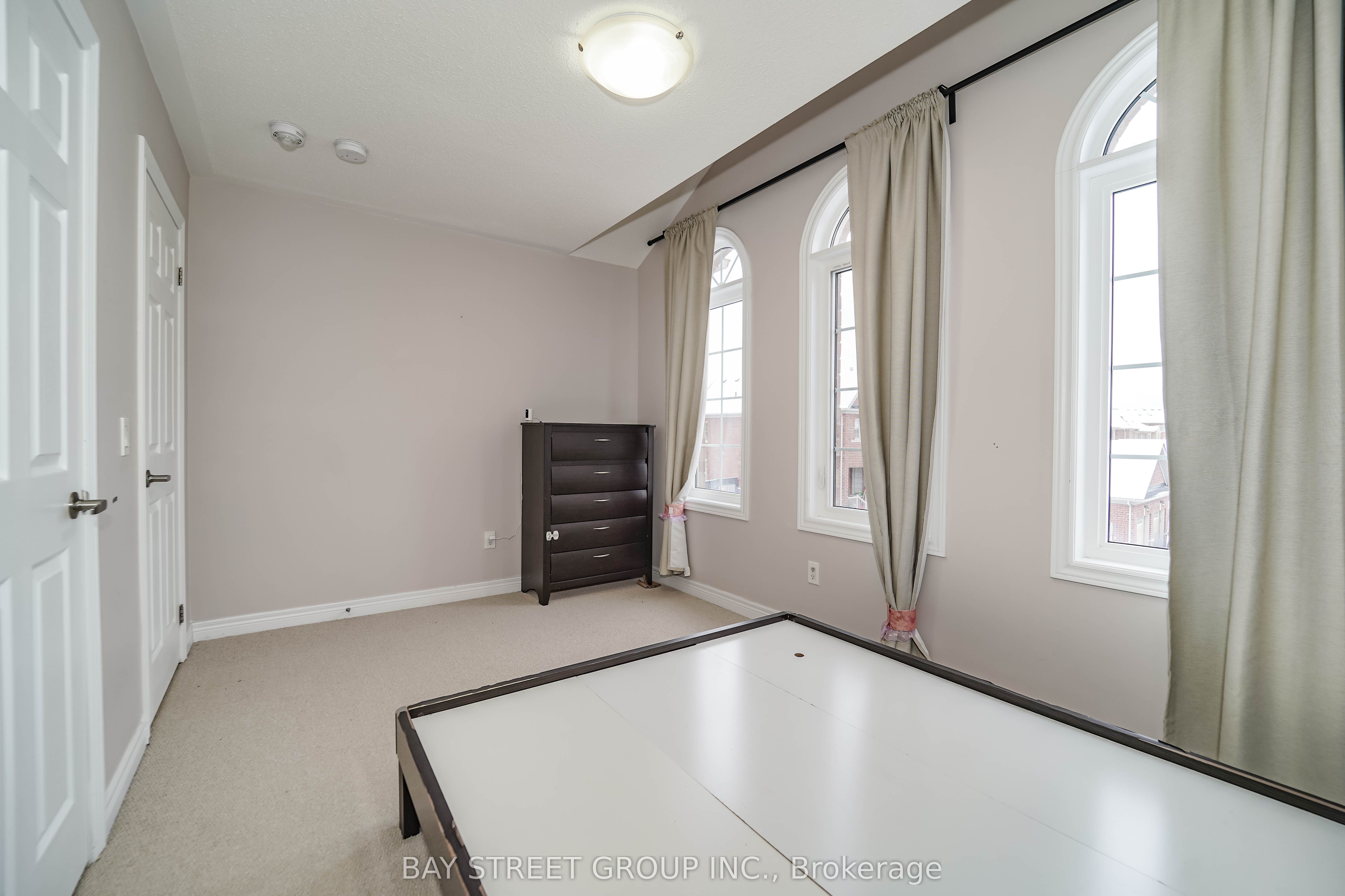 7 Gordon Landon Drive Property Photo 29