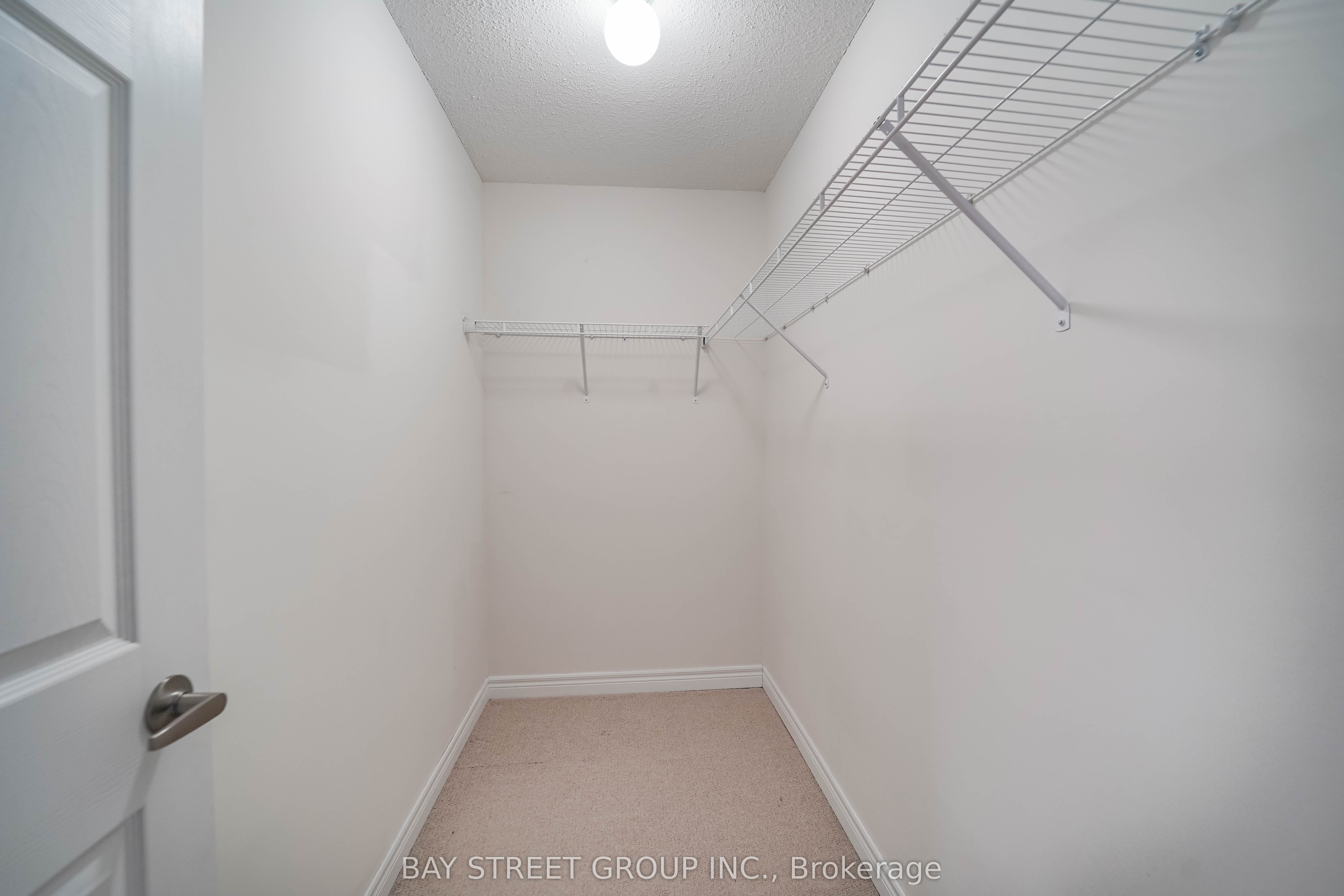 7 Gordon Landon Drive Property Photo 37