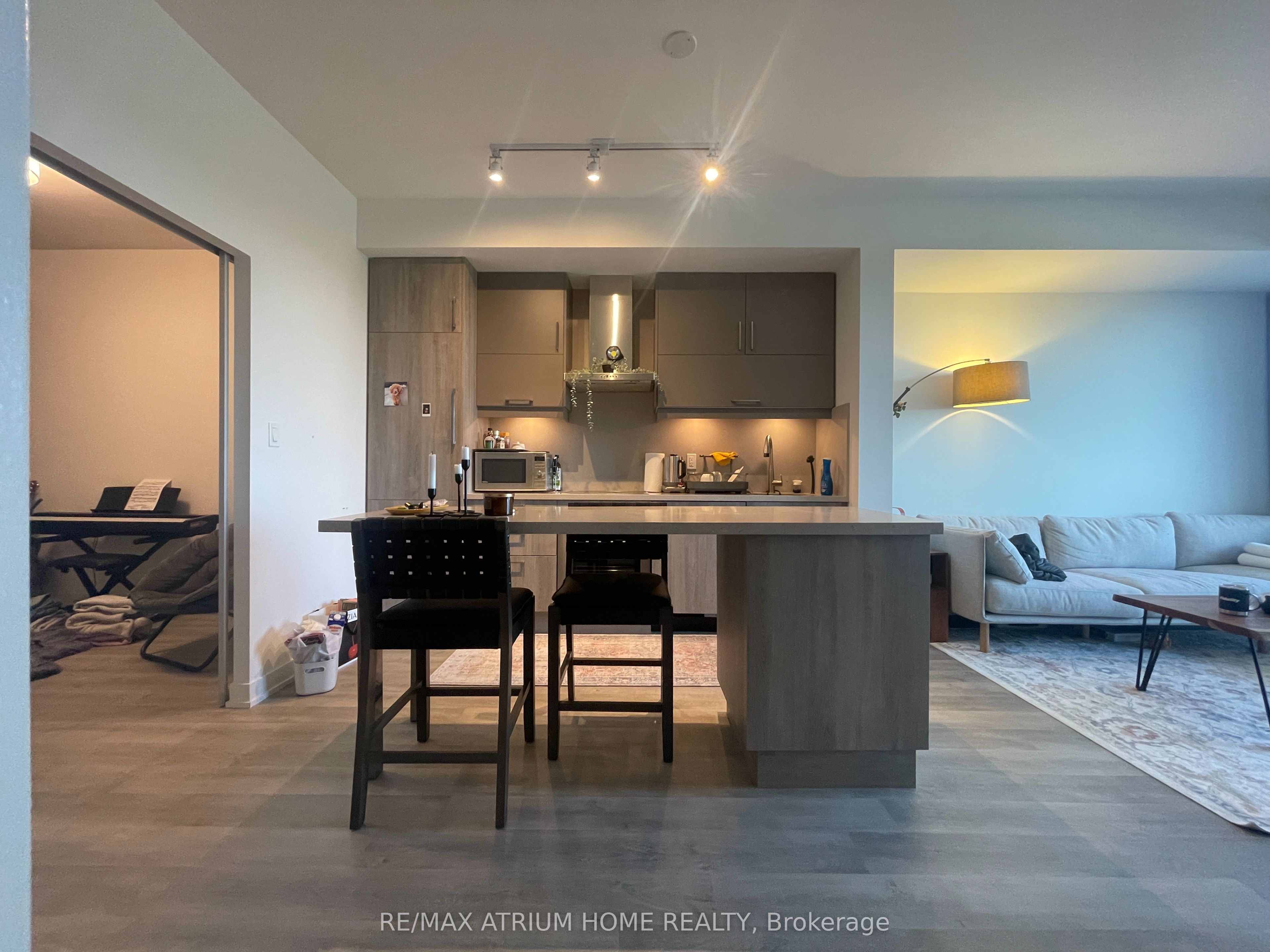 38 Simcoe Promenade 511 Property Photo 3