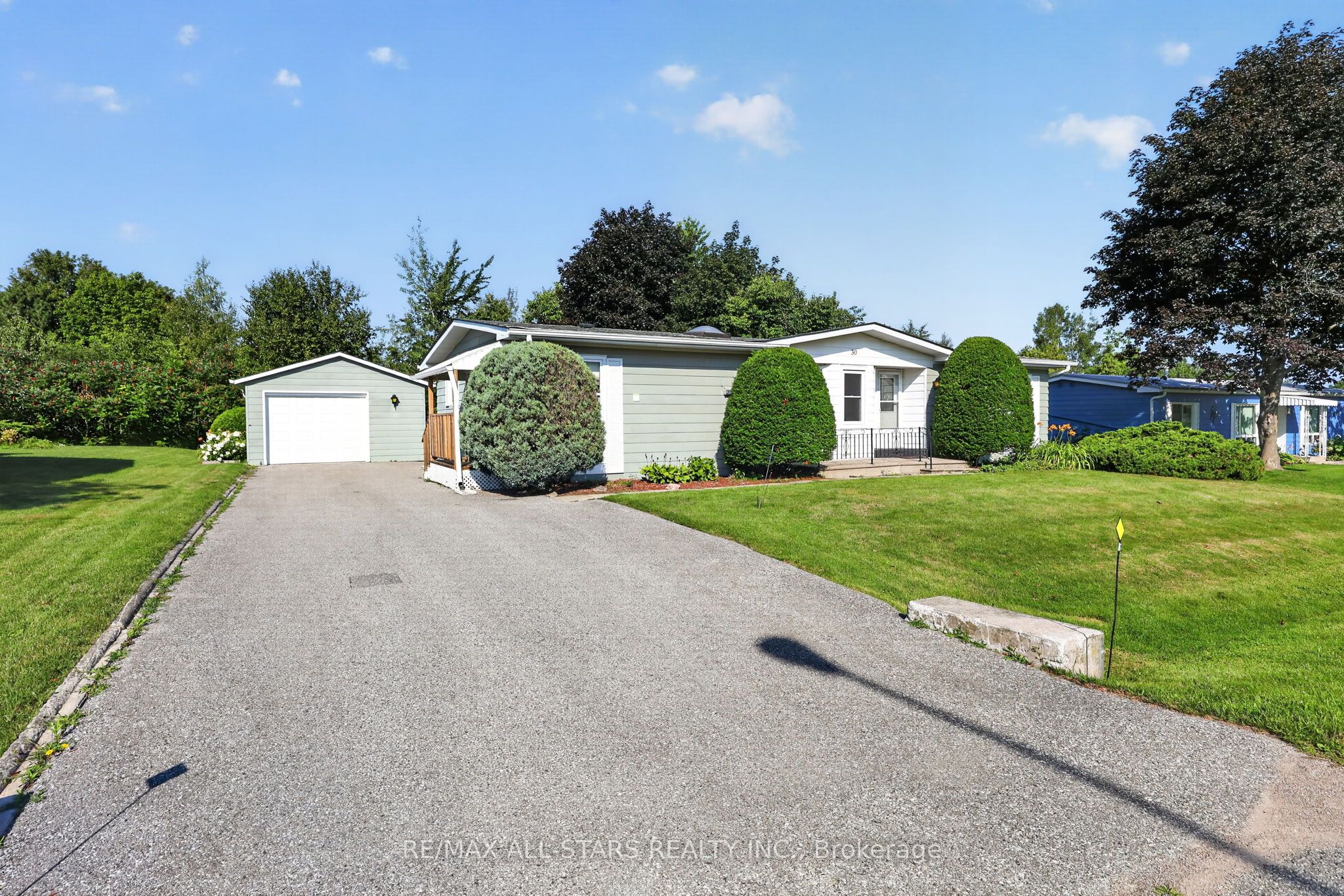30 Damsel Circle Property Photo 3