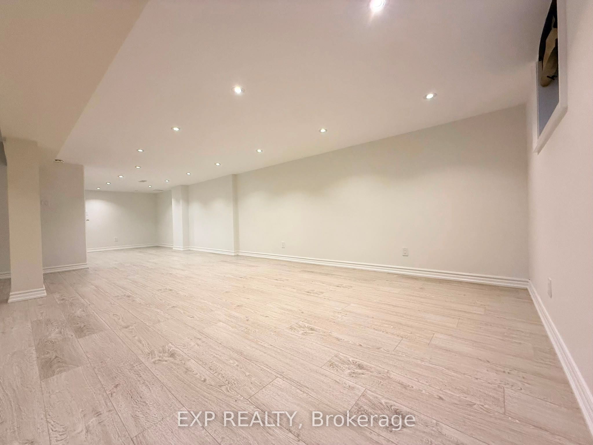 12376 Tenth Line Property Photo 18