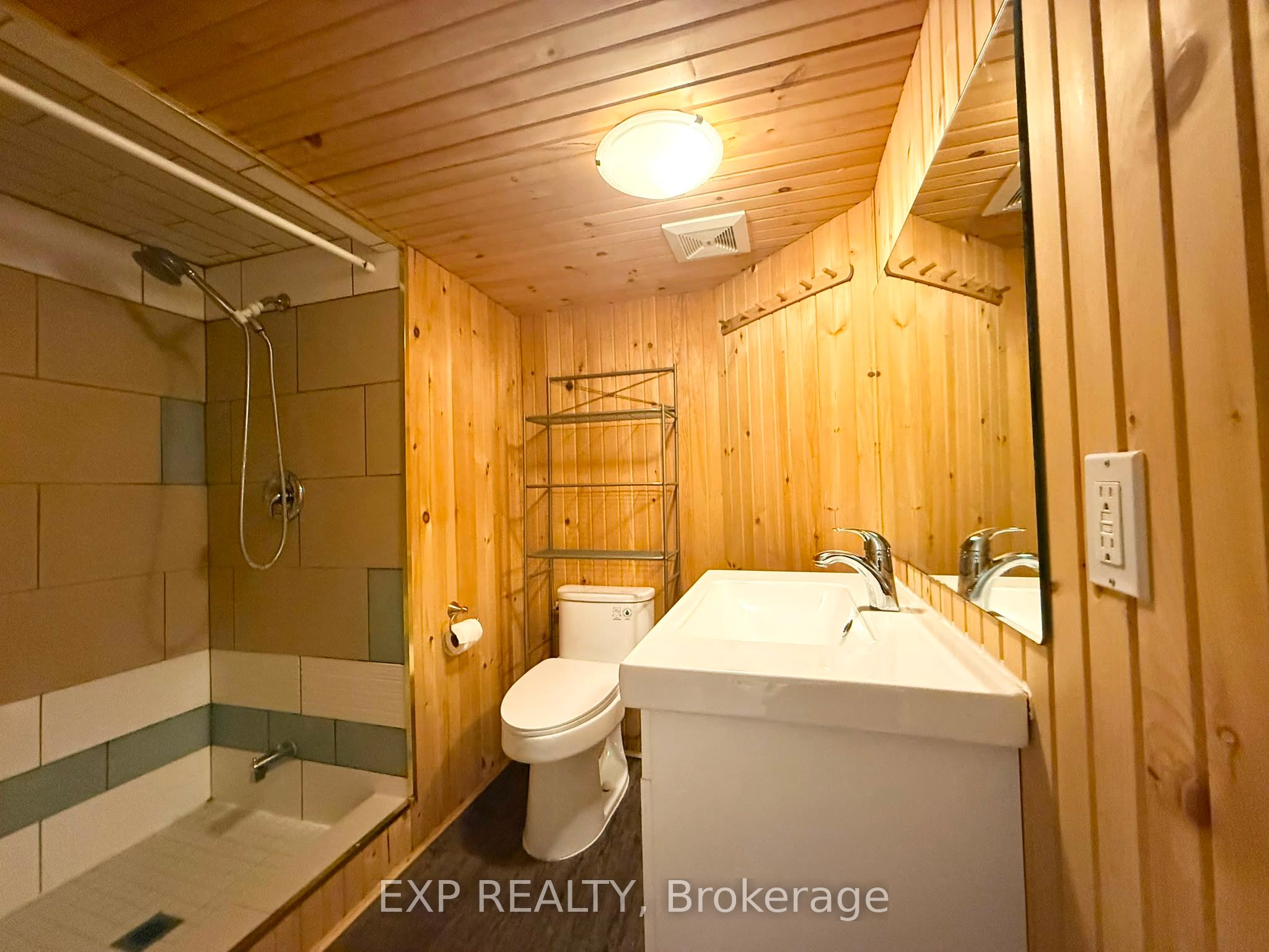 12376 Tenth Line Property Photo 24