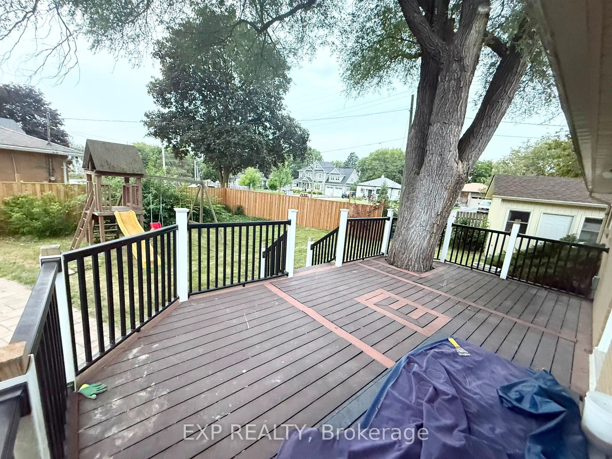 12376 Tenth Line Property Photo 26
