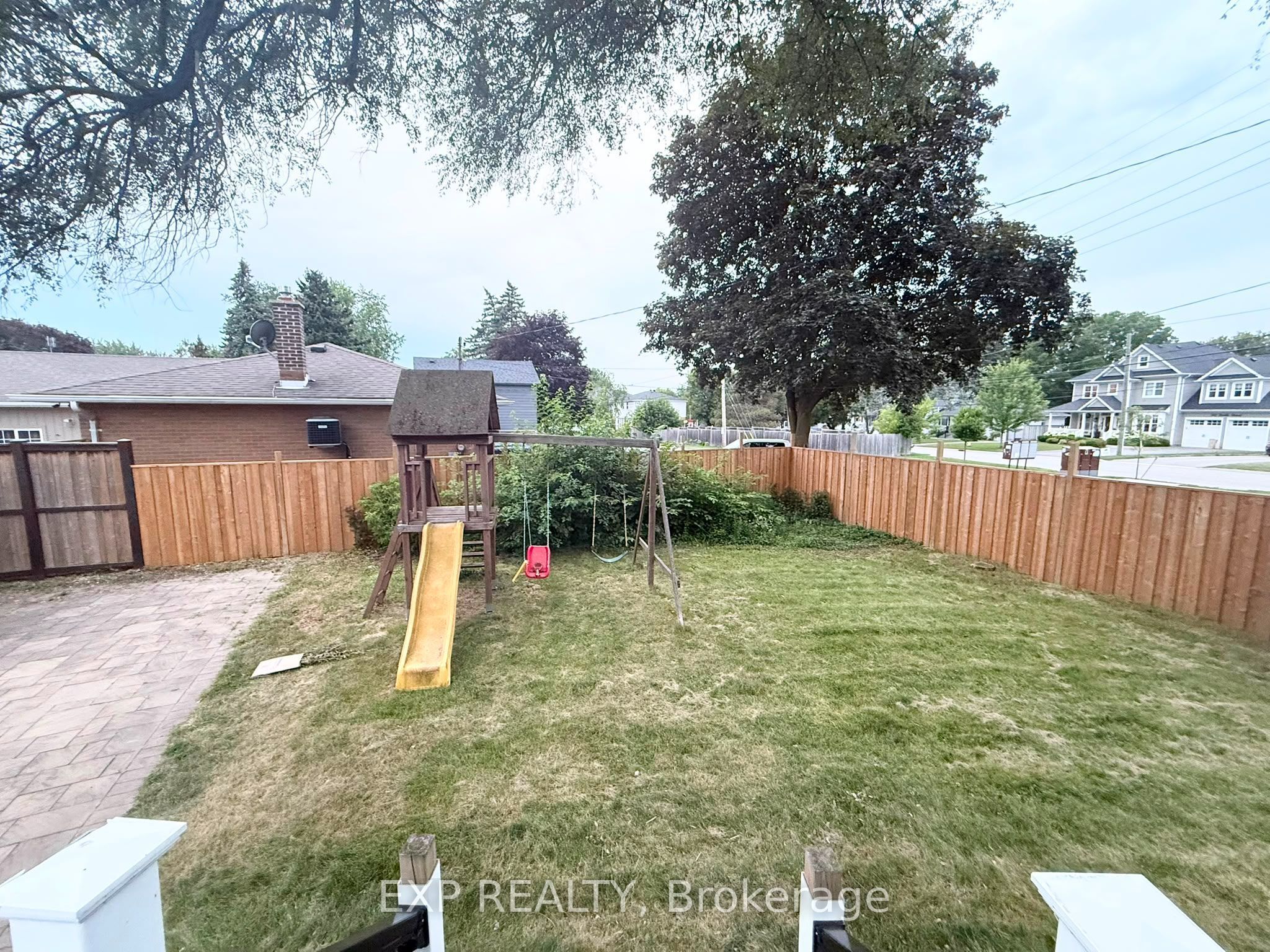 12376 Tenth Line Property Photo 27