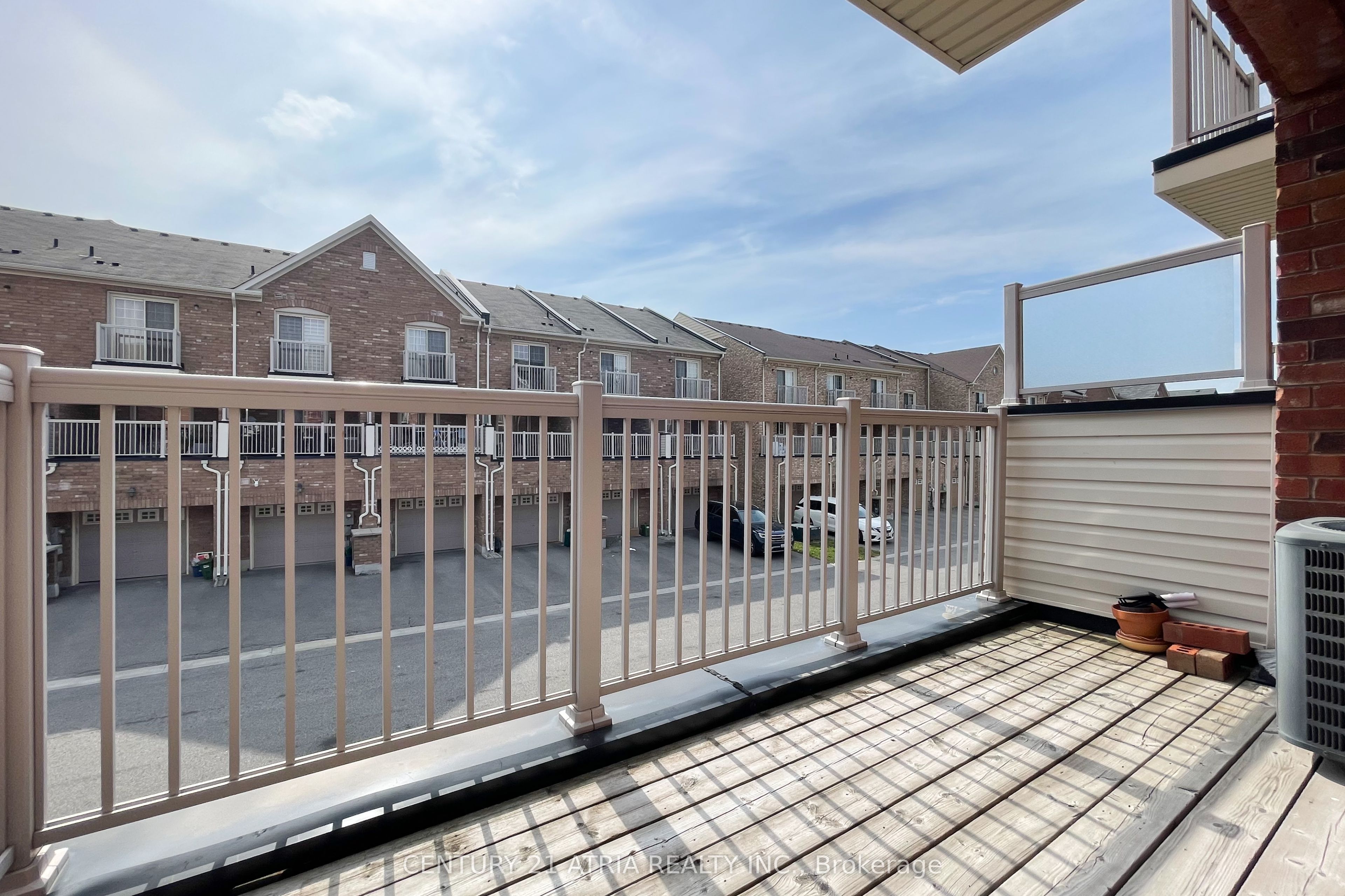 5295 Major Mackenzie Drive E Property Photo 12