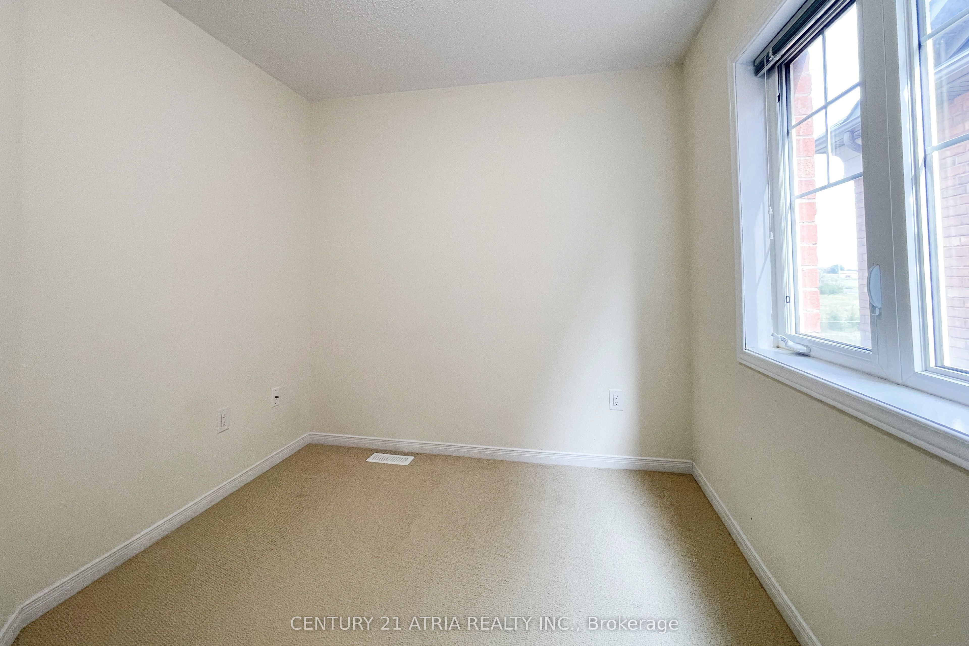 5295 Major Mackenzie Drive E Property Photo 18