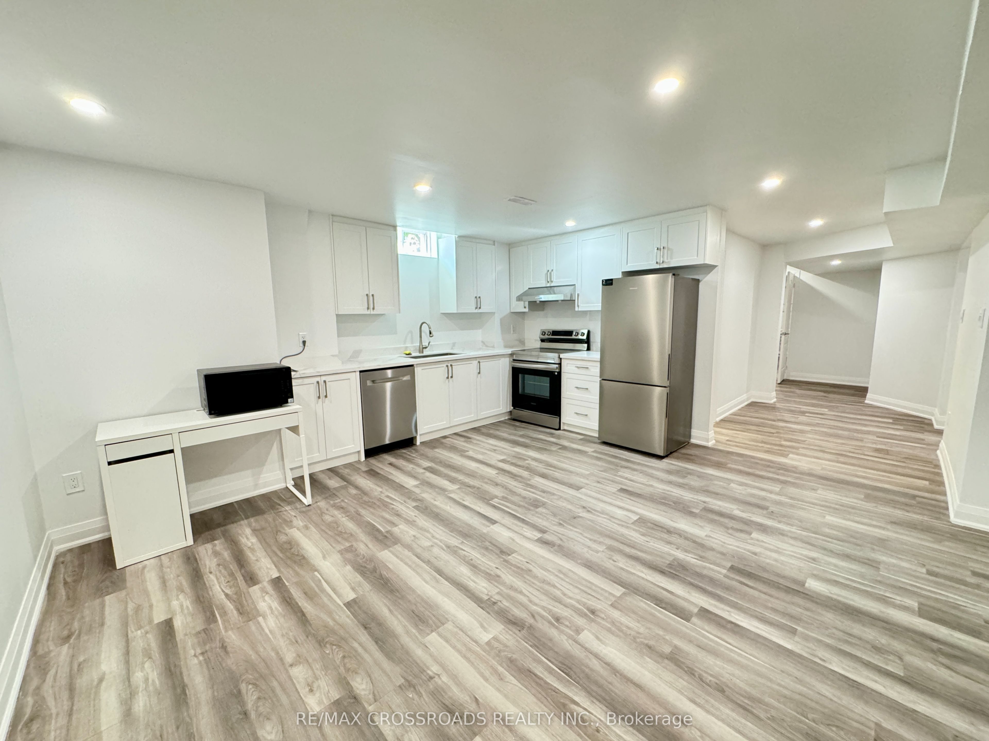 375 Wilfred Murison Avenue Basement Property Photo 6