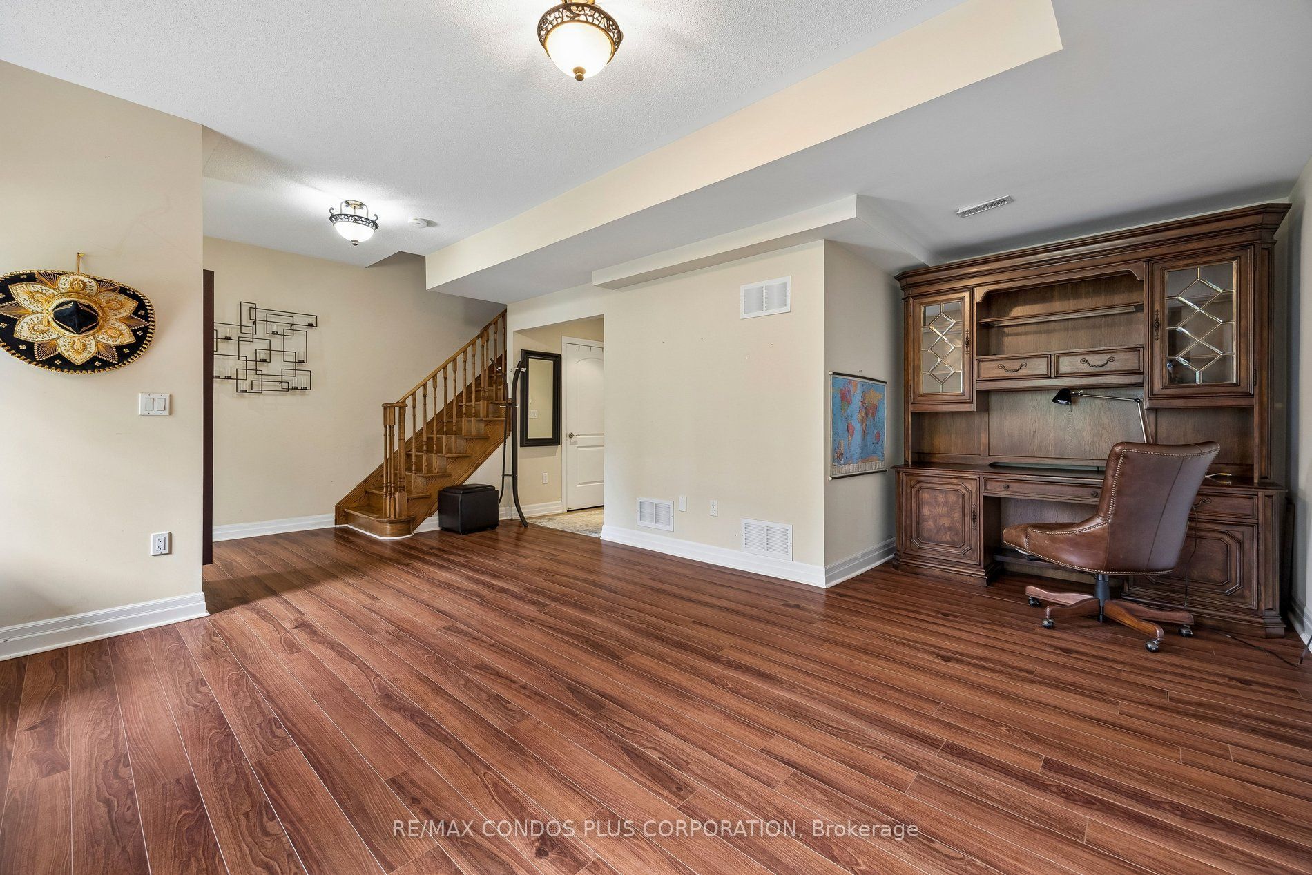 96 North Park Road Property Photo 37