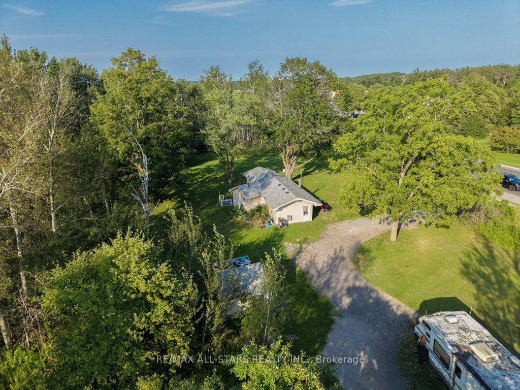 6059 6th Concession Property Photo 18