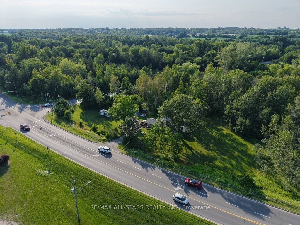 6059 6th Concession Property Photo 32