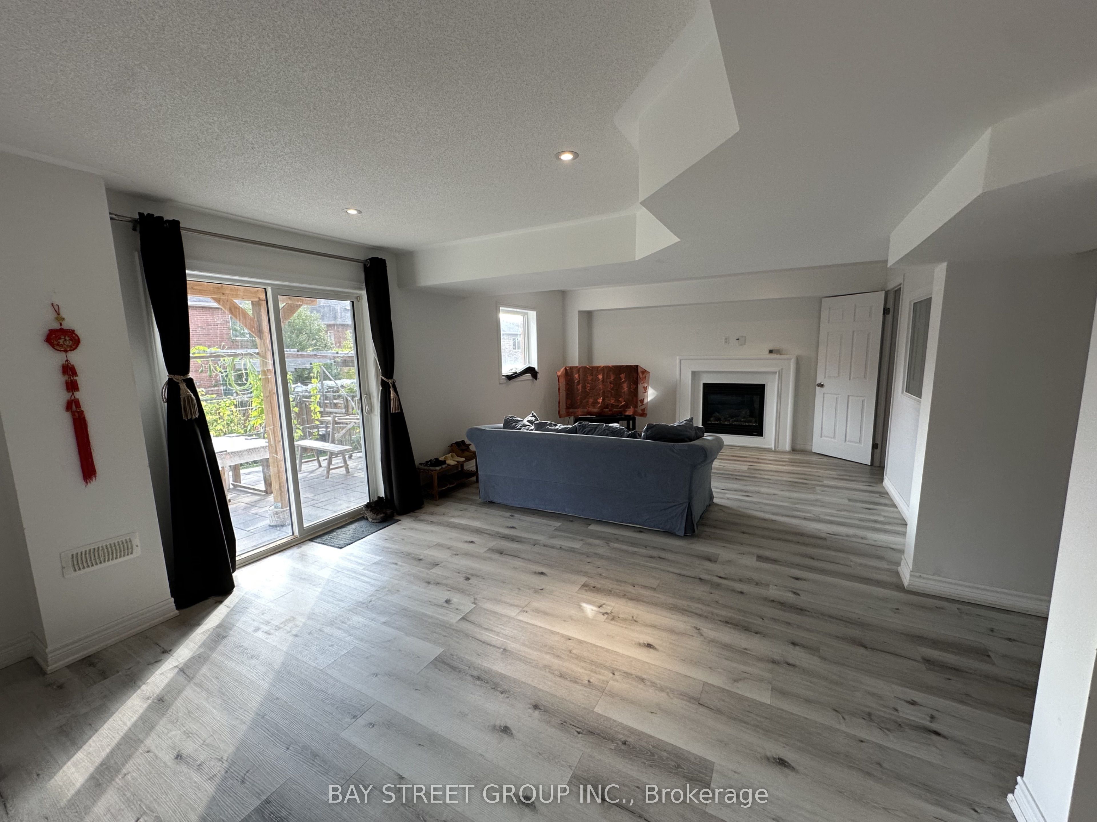 196 Colesbrook Road Property Photo 2