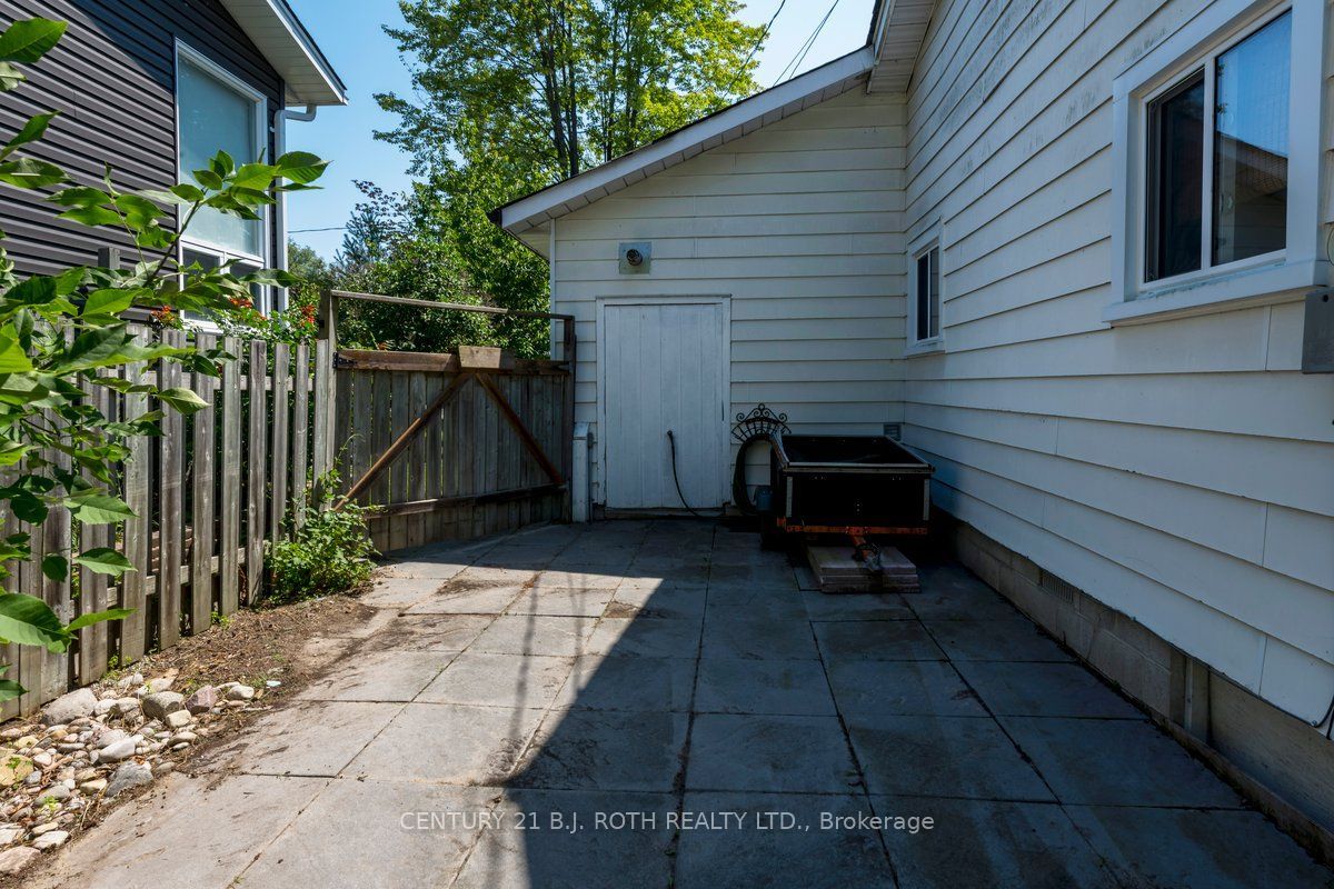 922 Elizabeth Avenue Property Photo 23